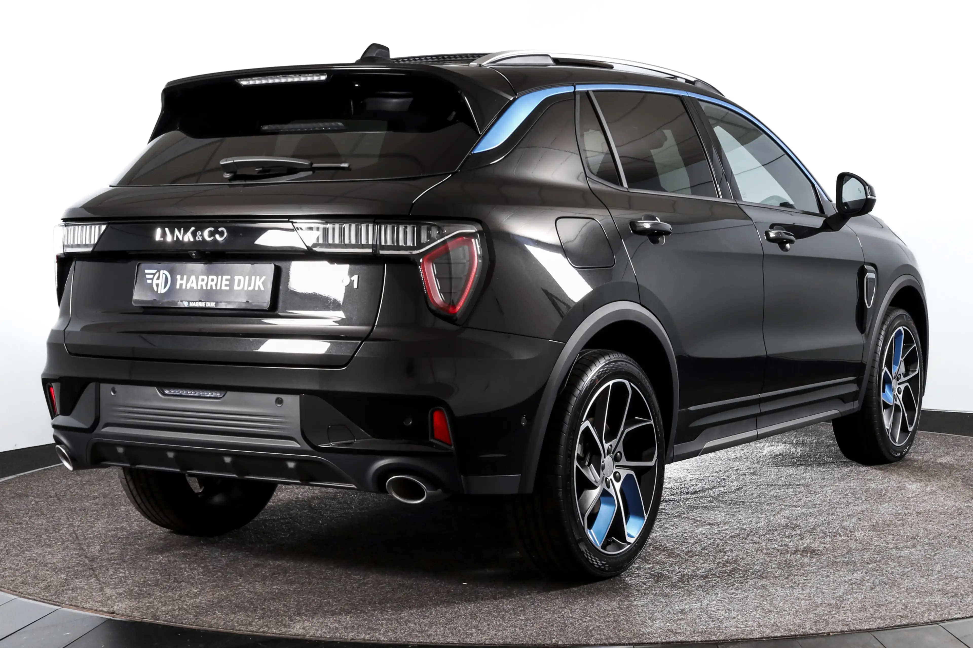 Lynk & Co 01 1.5 PHEV 261PK MY23 | Donkere hemel | 360 Camera | — photo 2