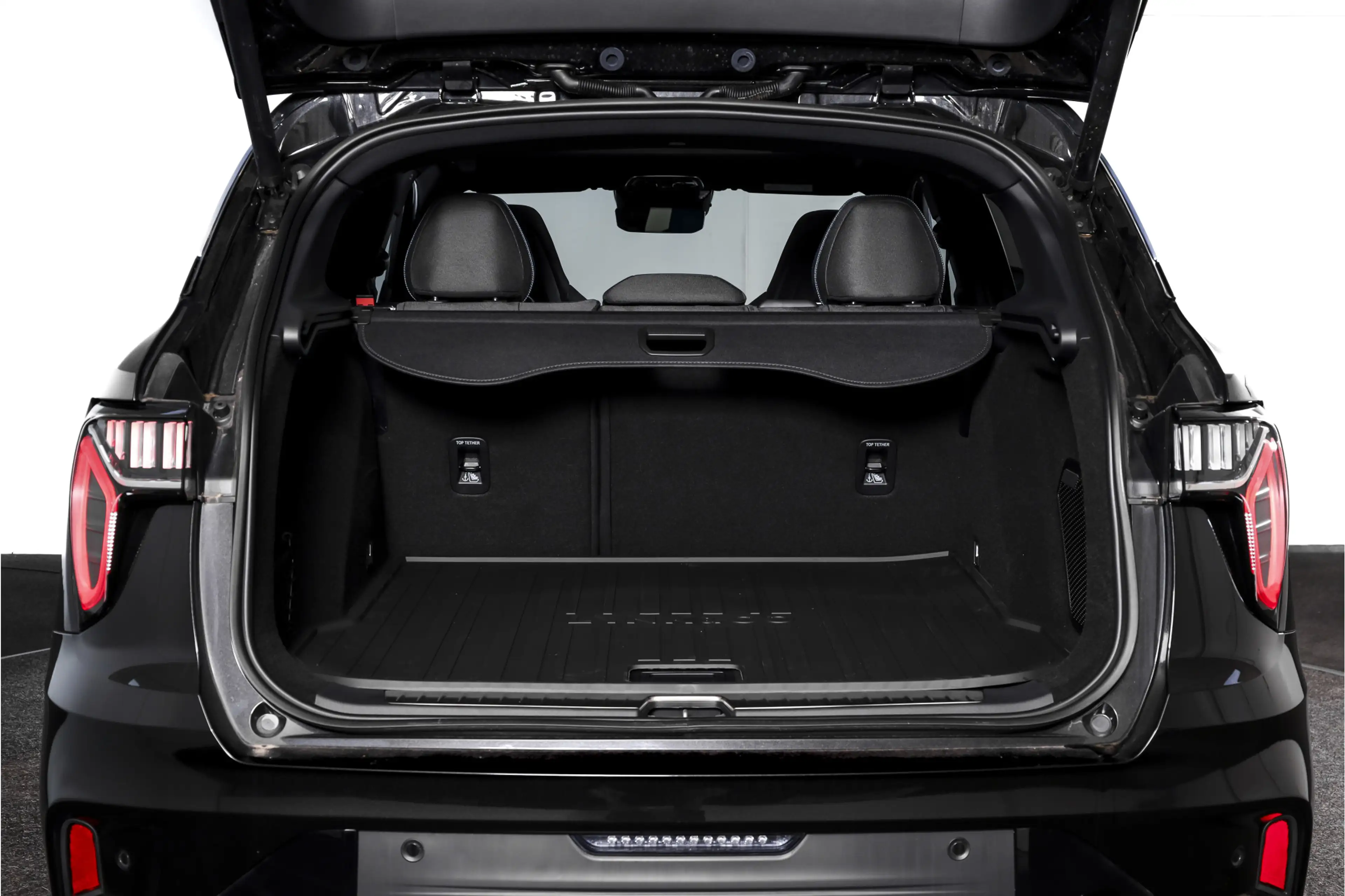 Lynk & Co 01 1.5 PHEV 261PK MY23 | Donkere hemel | 360 Camera | — photo 9