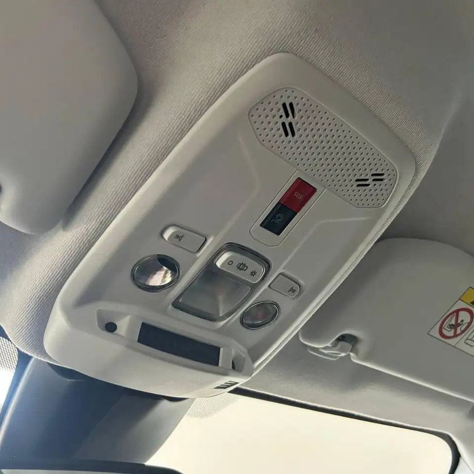 Peugeot 208 PureTech 100 Stop&Start 5 porte Allure 27