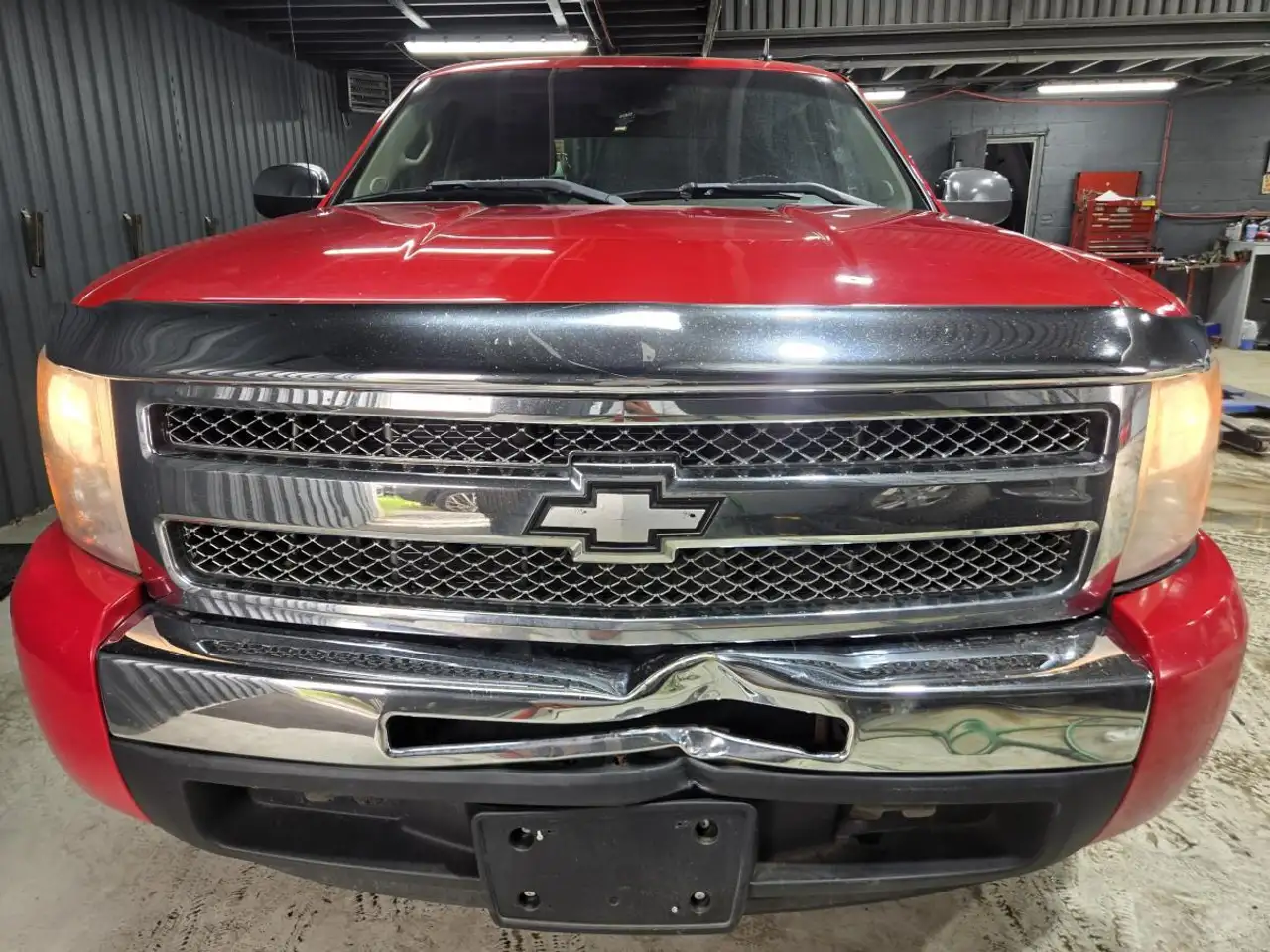 Chevrolet Silverado 1500 снимка Chevrolet Silverado 1500