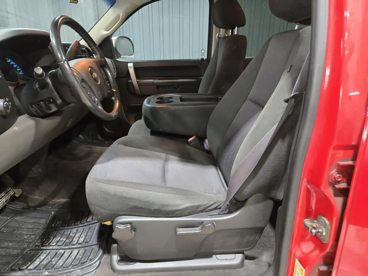 Chevrolet Silverado 1500 снимка Chevrolet Silverado 1500