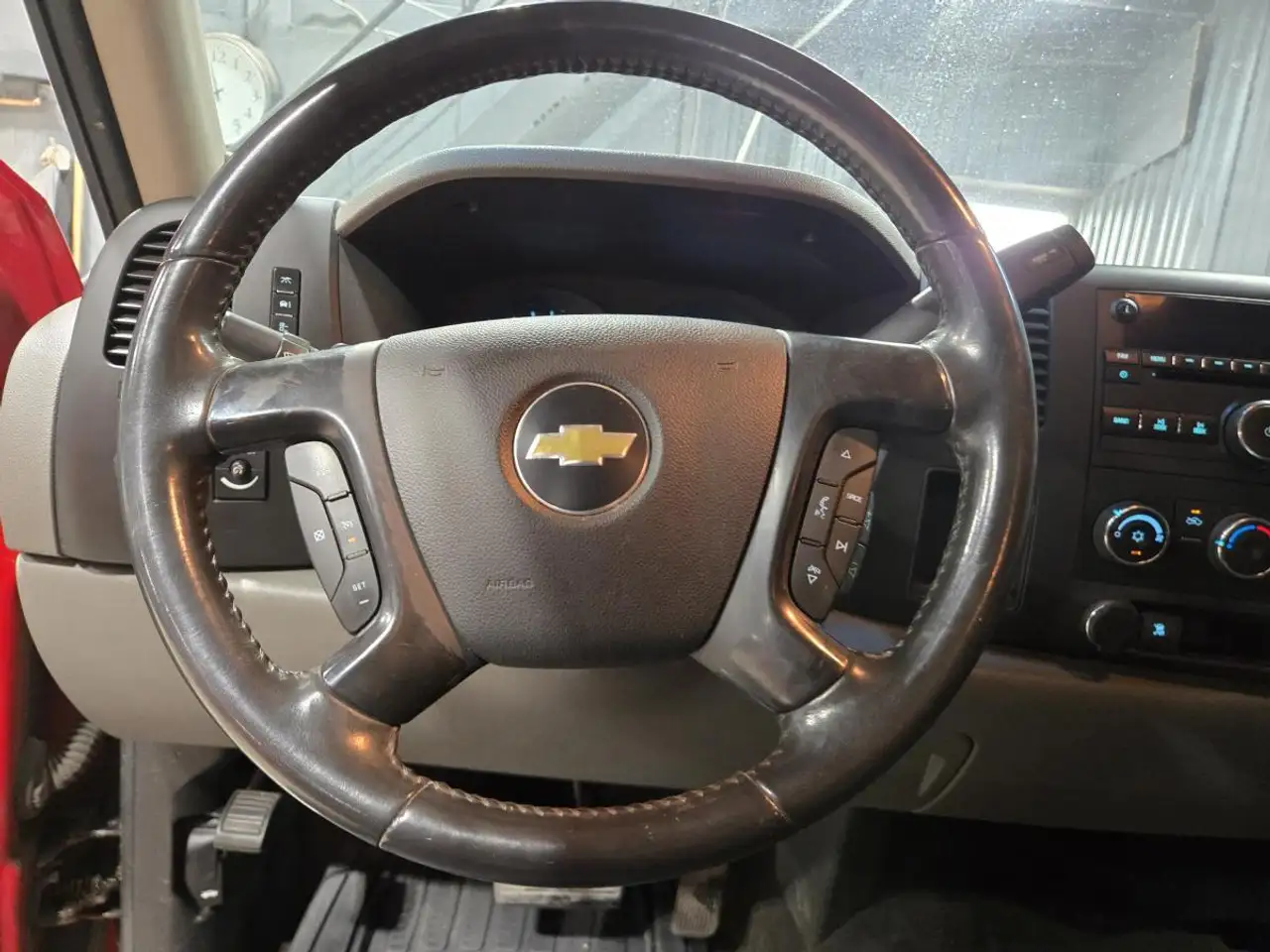 Chevrolet Silverado 1500 снимка Chevrolet Silverado 1500