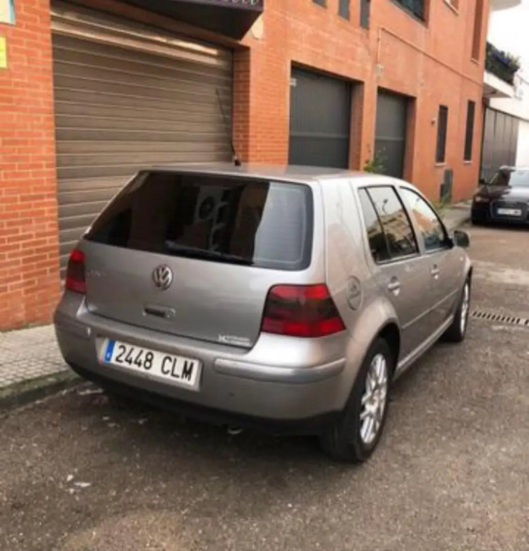 Volkswagen Golf 1.9TDI Conceptline 100 - 1