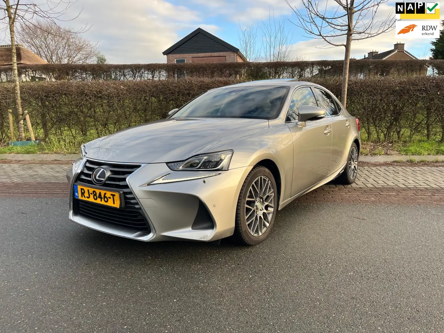 Lexus IS 300 300h Hybrid Luxury Line, Leer, Navi, BTW Szary - 1