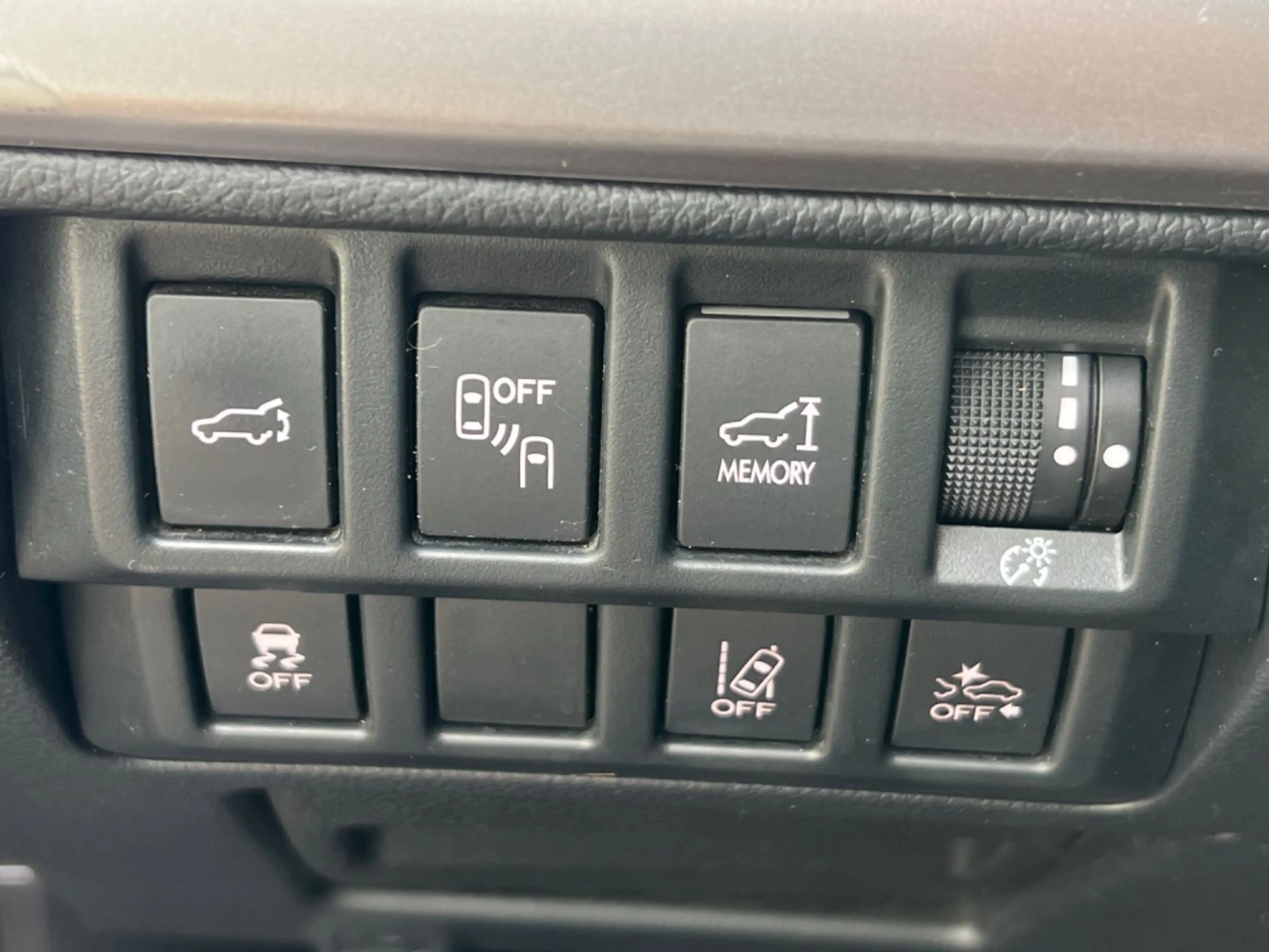 Subaru OUTBACK Sport Automatik~SpurAssi~Leder~1Hand~AHK — photo 18