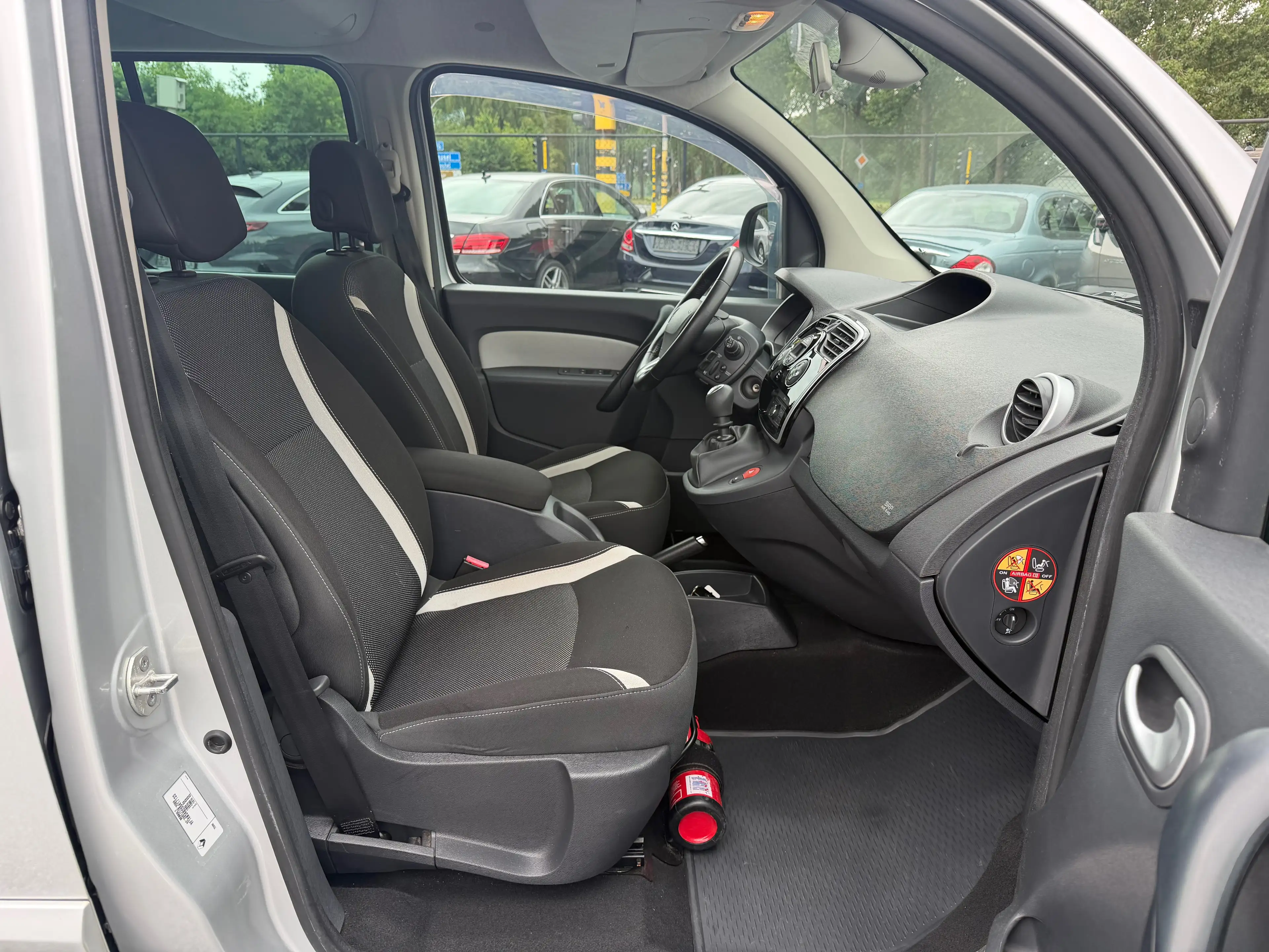 Renault Kangoo — photo 13