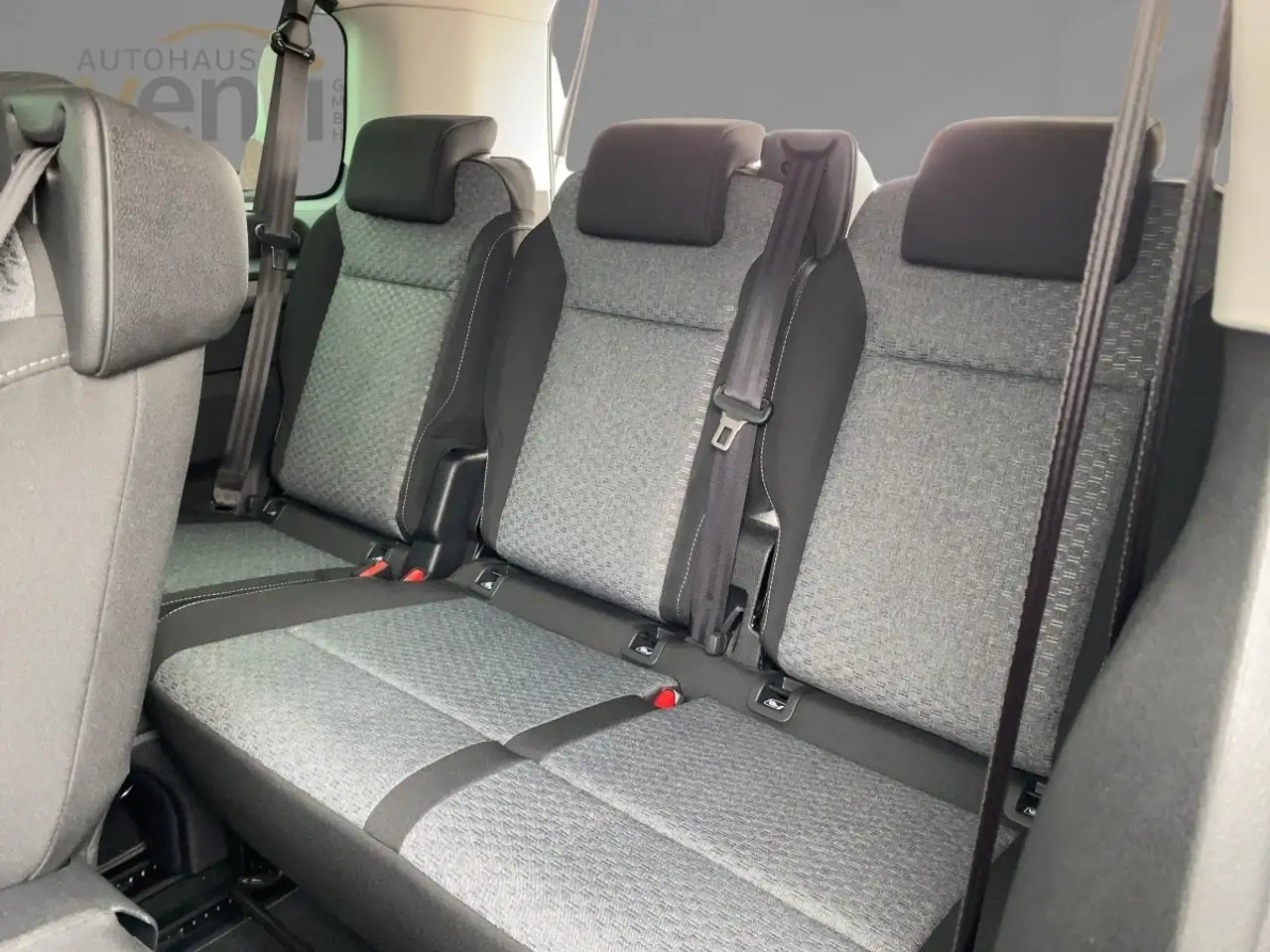 Peugeot Traveller L2 Active *Kamera*AHK*ACC*LED*Navi*SHZ* 6