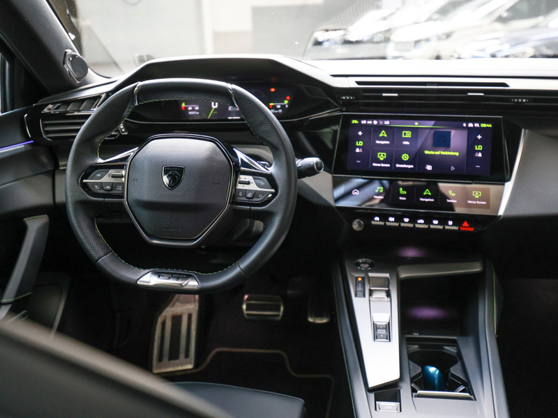 Peugeot 408 GT PureTech 130EAT8 ACC PANO MATRIX-LED — photo 9