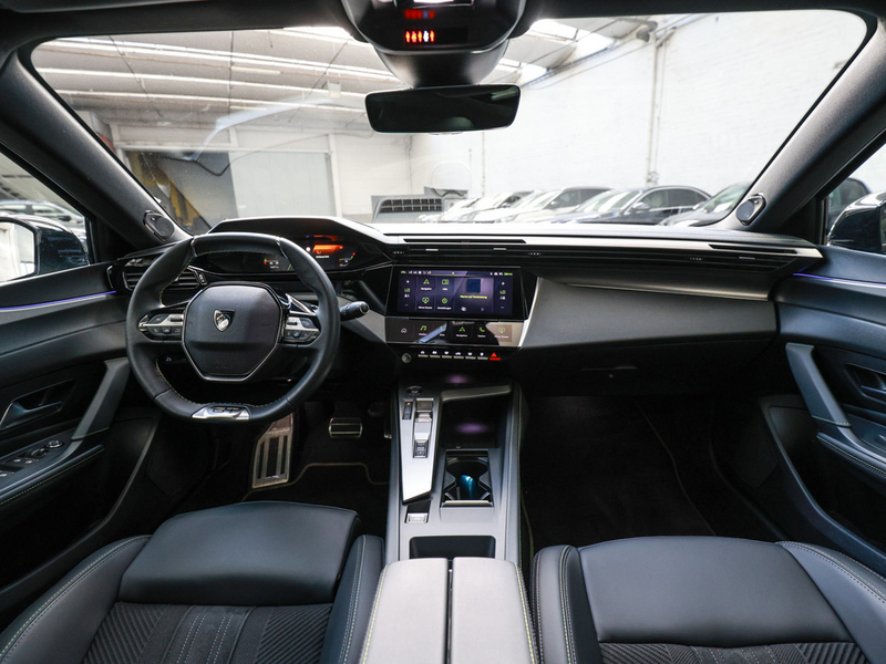 Peugeot 408 GT PureTech 130EAT8 ACC PANO MATRIX-LED — photo 8