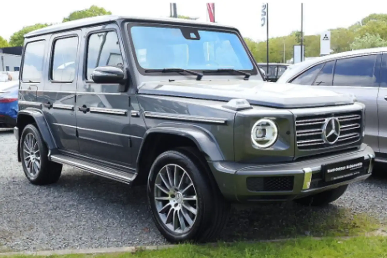 Mercedes-Benz G 500 4Matic 9G-Tronic Gris - 2