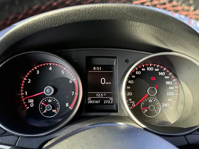 Volkswagen Golf view 12
