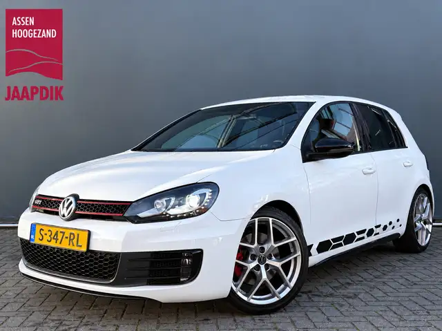2011 Volkswagen Golf in White for sale