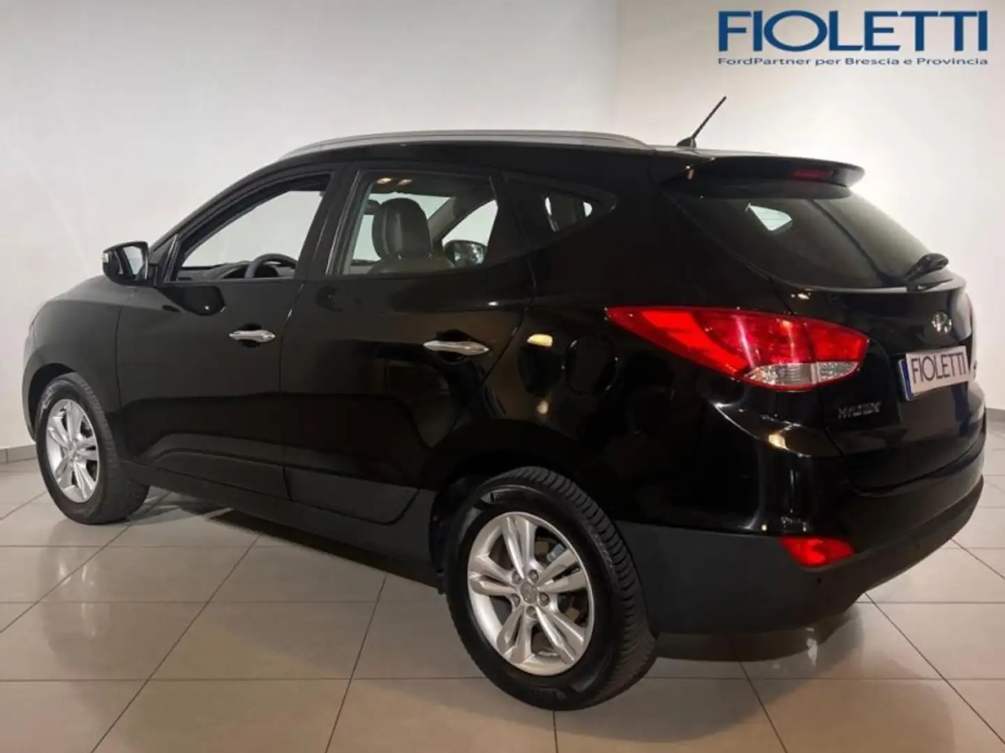 Hyundai iX35 2.0 CRDI 2WD COMFORT Nero - 2