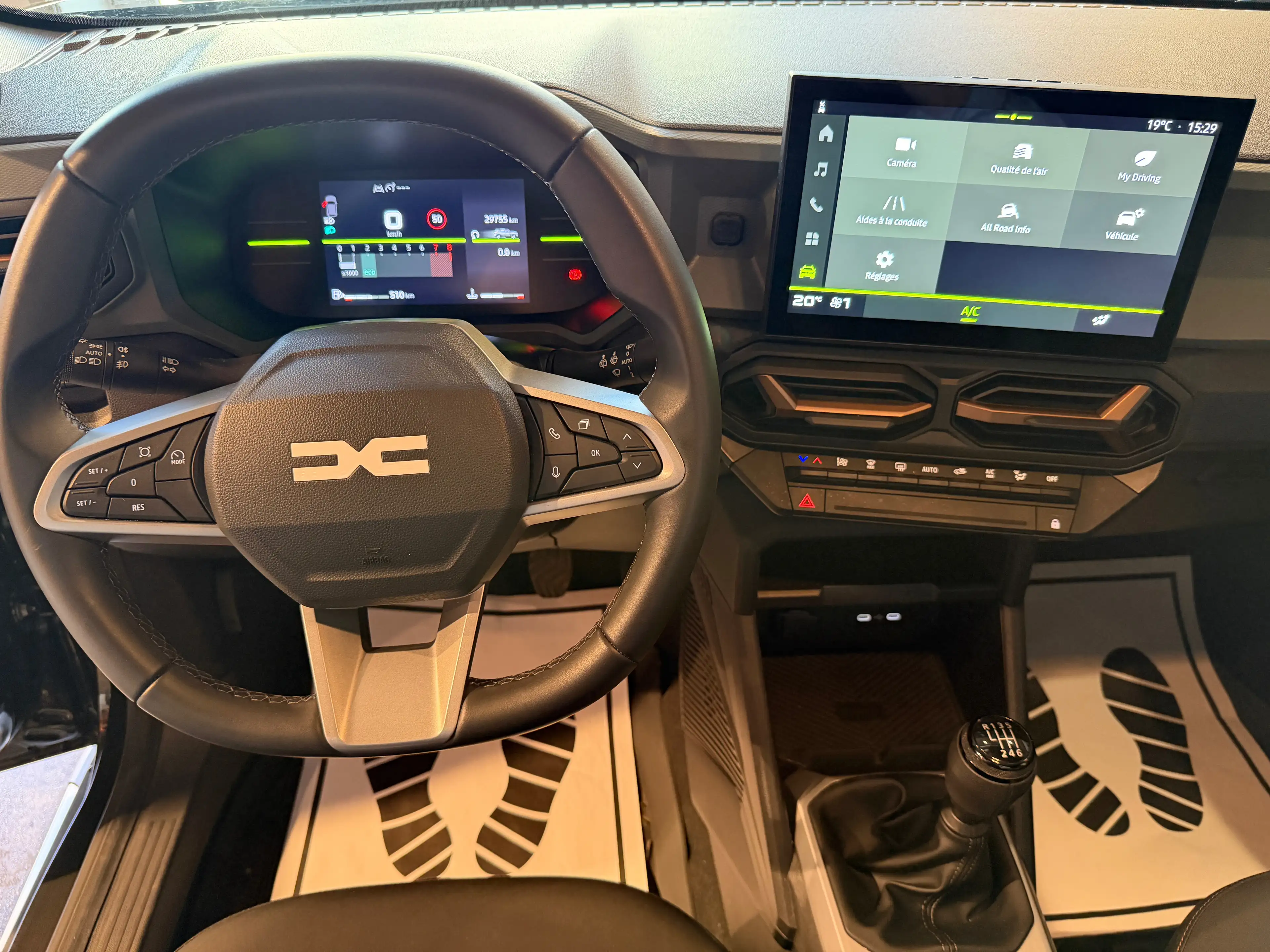 Dacia Duster 1.2 Mild hybrid Extreme * GARANTIE DACIA * ETAT NEUF * CAM 360 * JANTES 17" * CARPLAY — photo 14