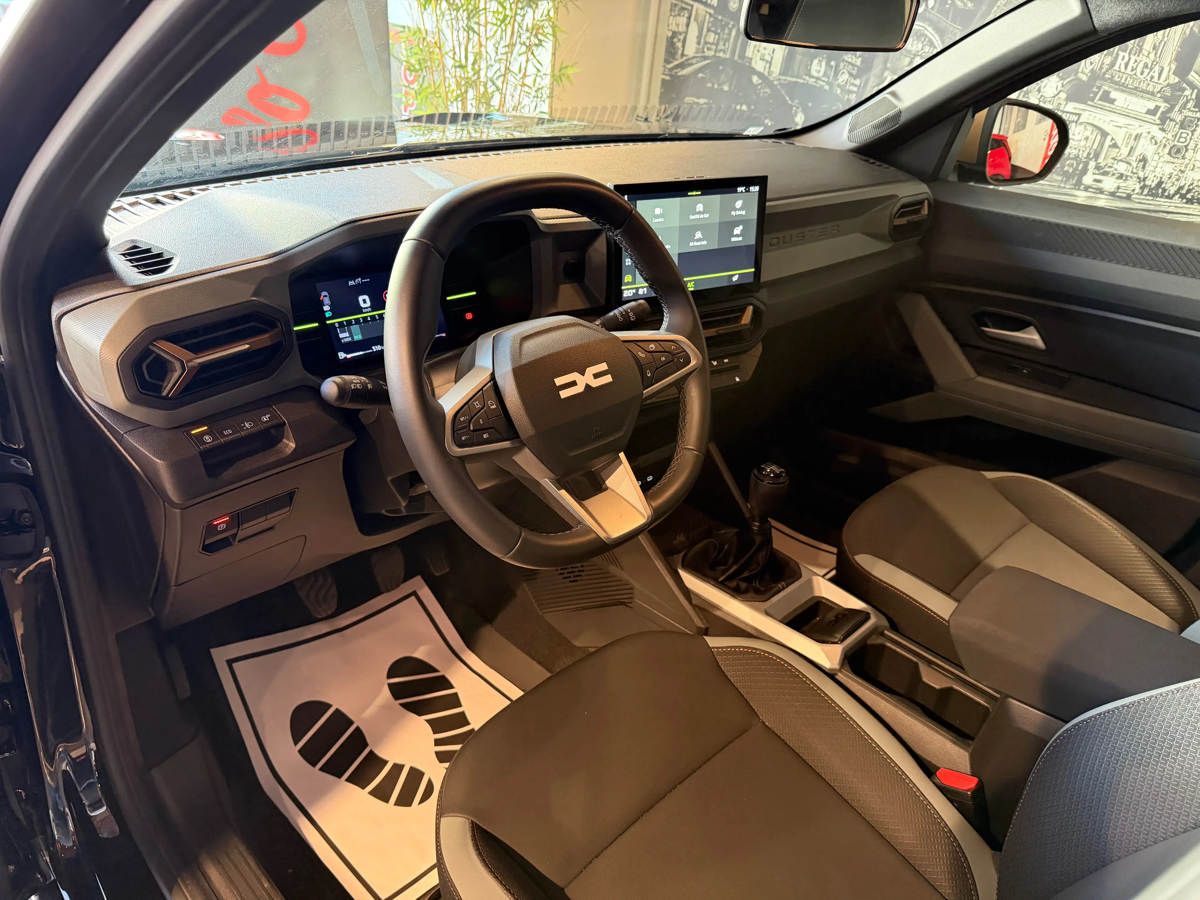 Dacia Duster 1.2 Mild hybrid Extreme * GARANTIE DACIA * ETAT NEUF * CAM 360 * JANTES 17" * CARPLAY — photo 12