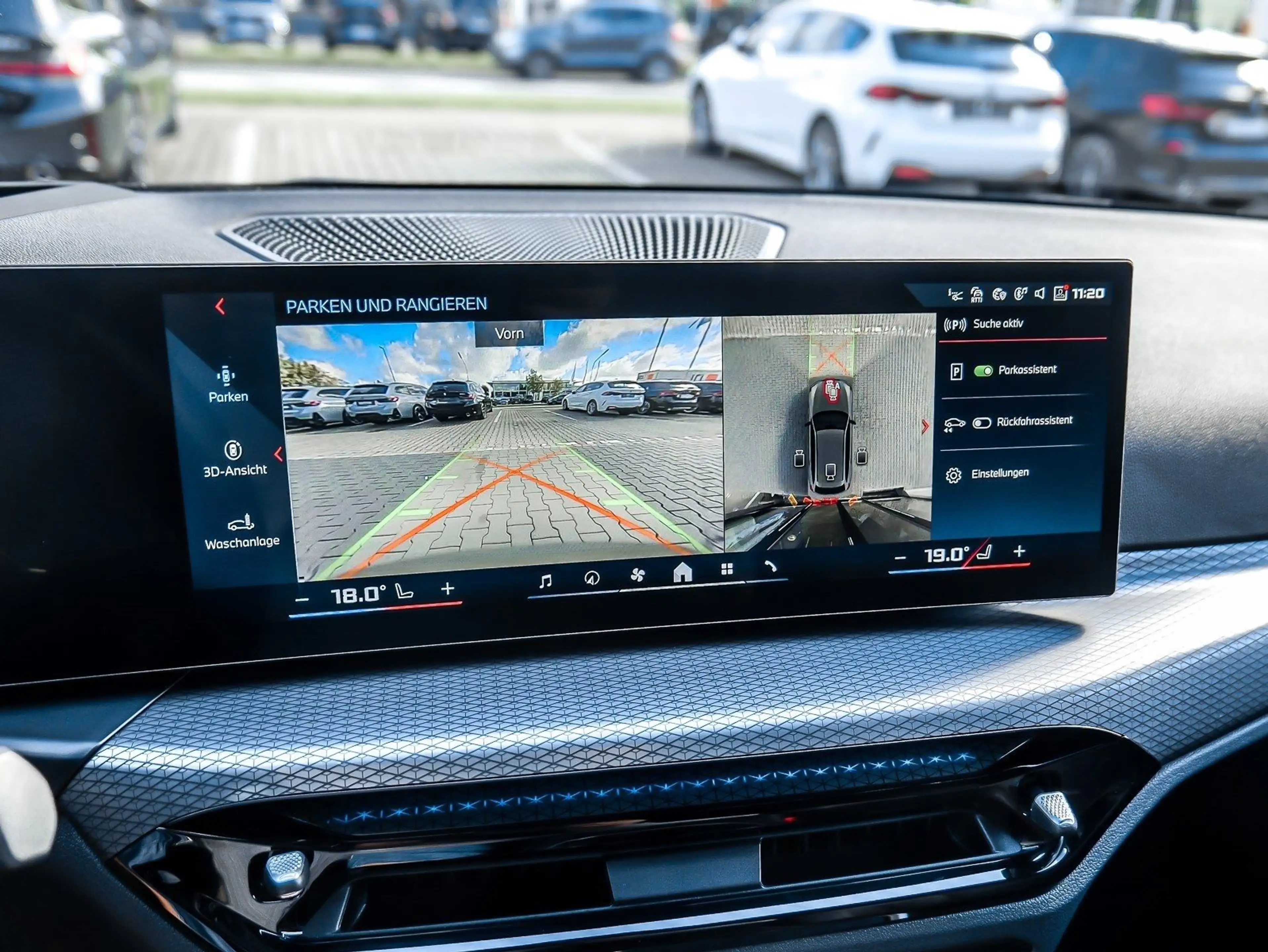 BMW 340 M340i xDrive Touring — photo 13