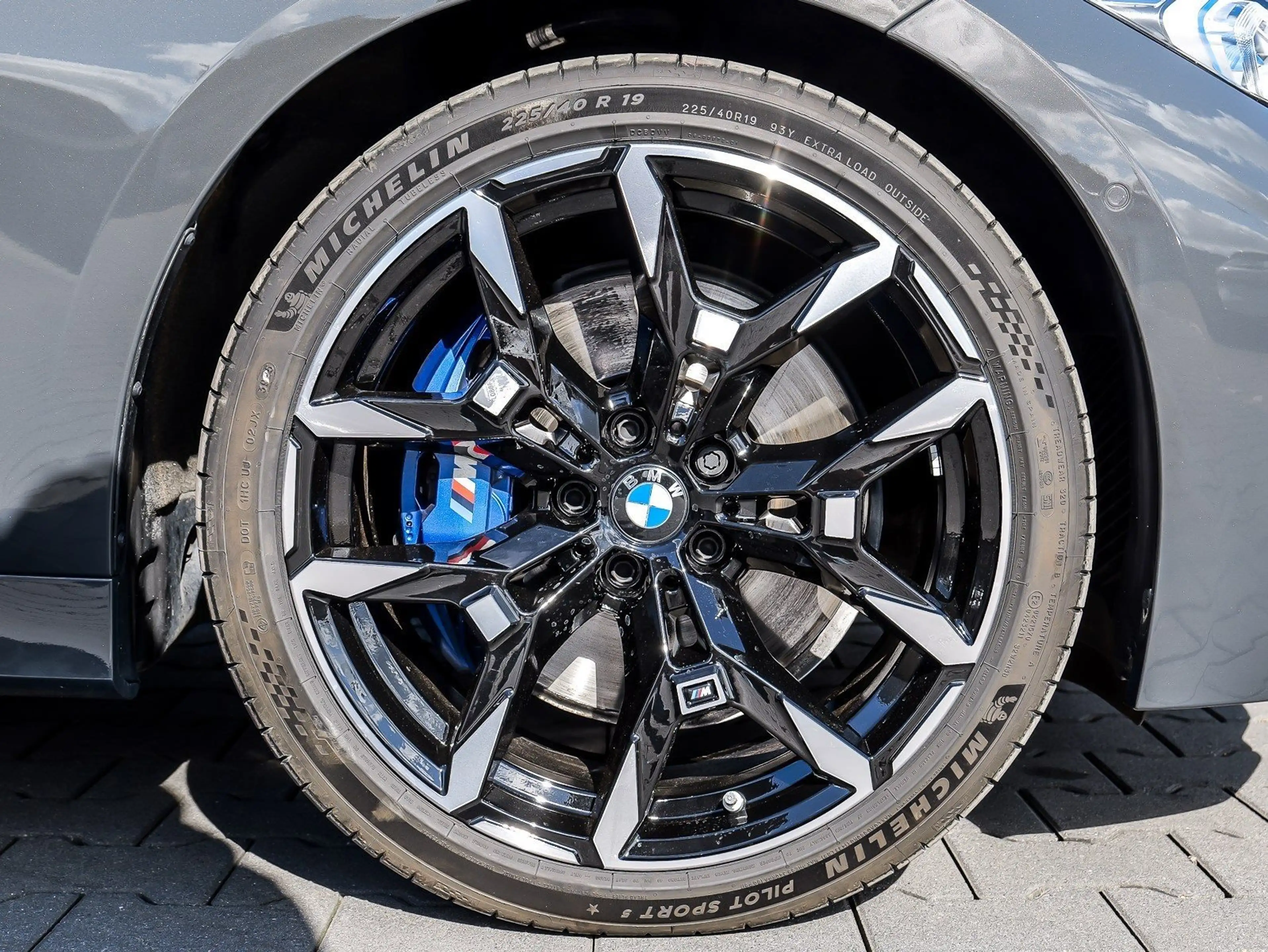 BMW 340 M340i xDrive Touring — photo 4