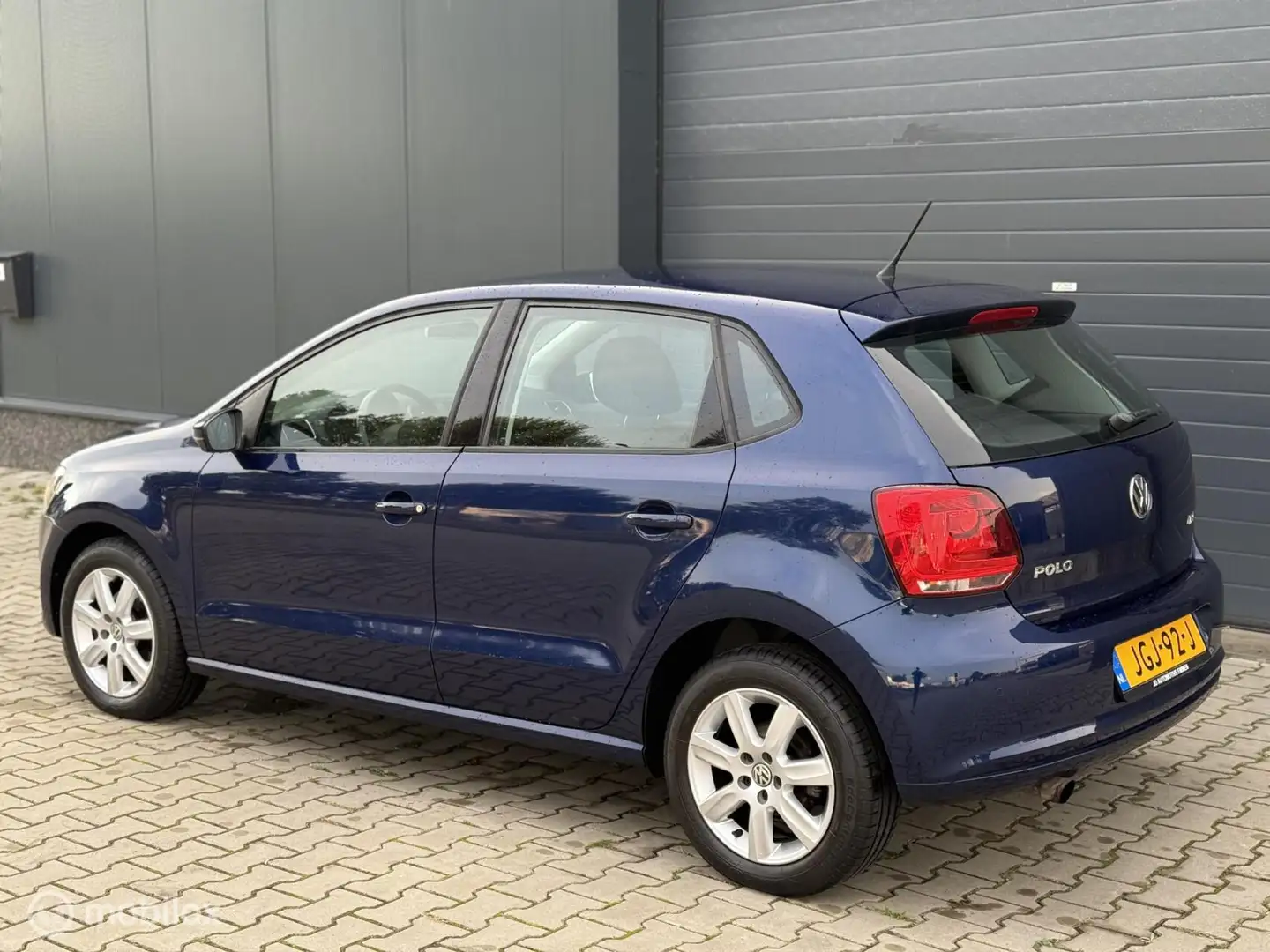 Volkswagen Polo 1.2 TSI Highline Bleu - 2
