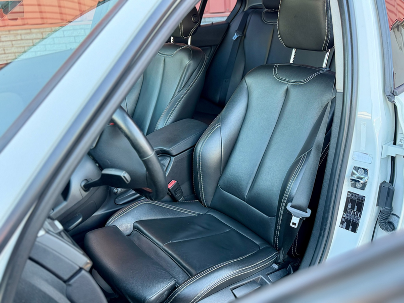 BMW 335 3-serie 335i High Executive NAP PDC Leer Stoelvw C — photo 5