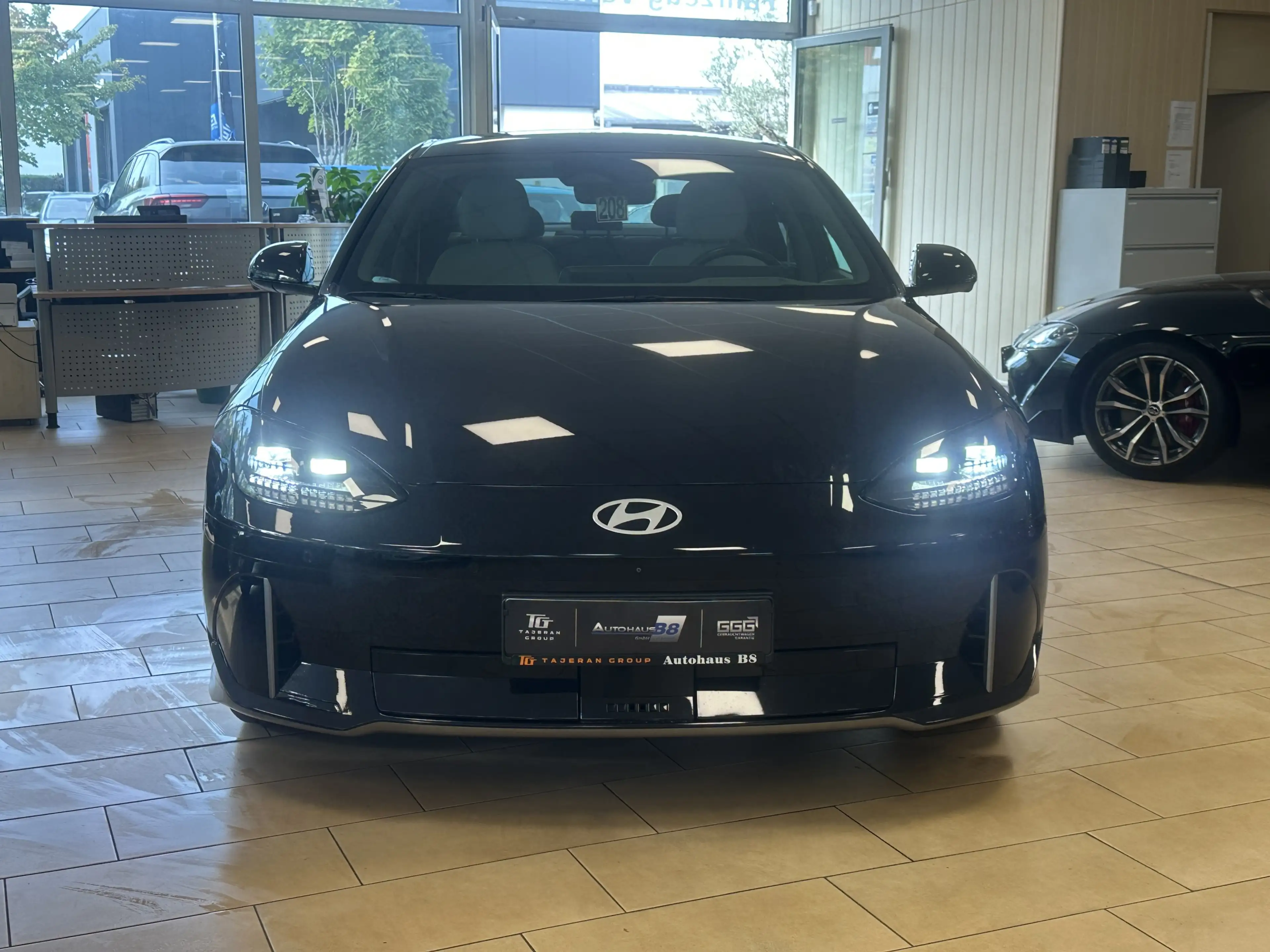 Hyundai IONIQ 6 Uniq*100%SOH*Garantie*BOSE*360*BLÜ*HUD — photo 2