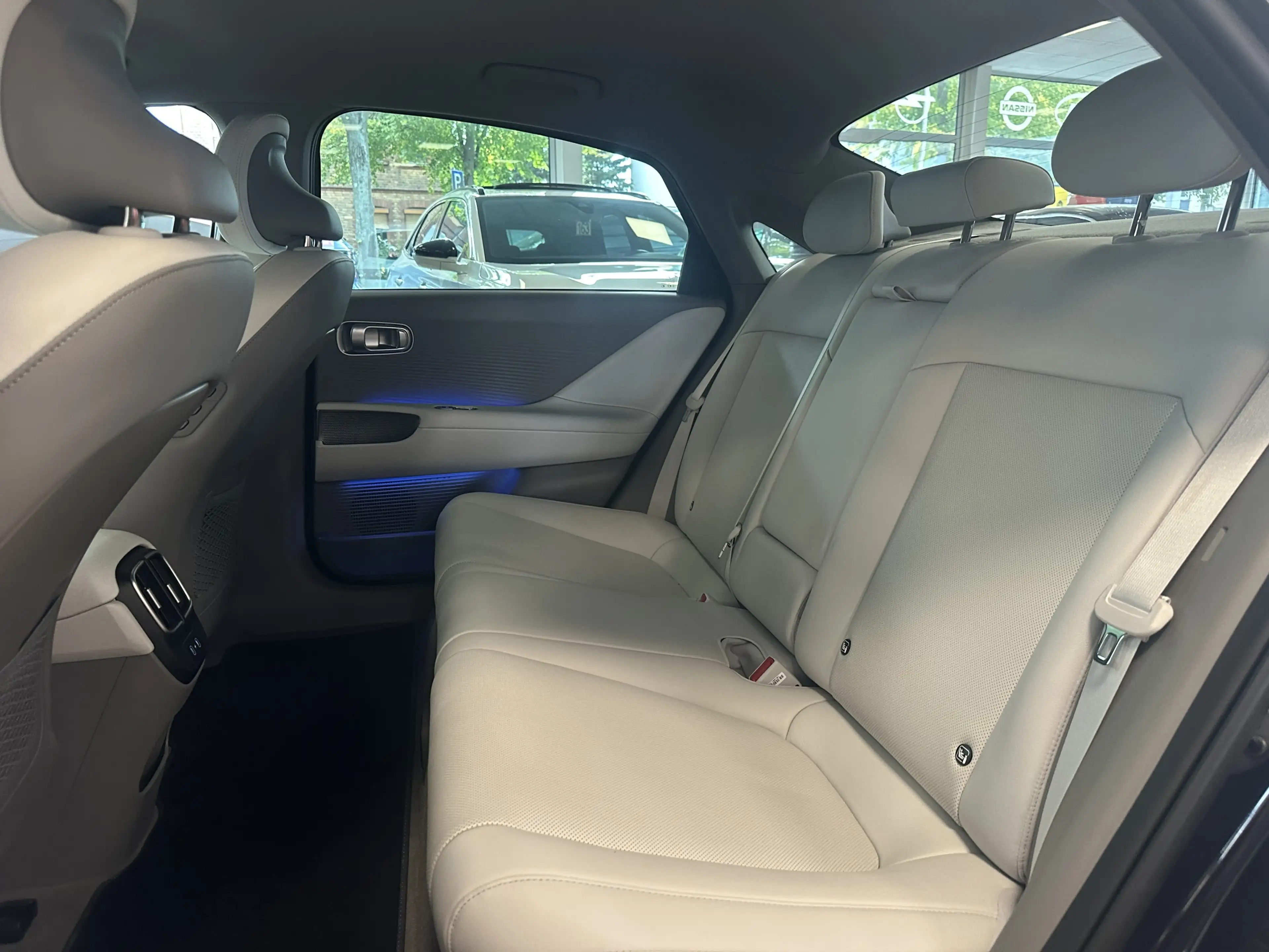 Hyundai IONIQ 6 Uniq*100%SOH*Garantie*BOSE*360*BLÜ*HUD — photo 14