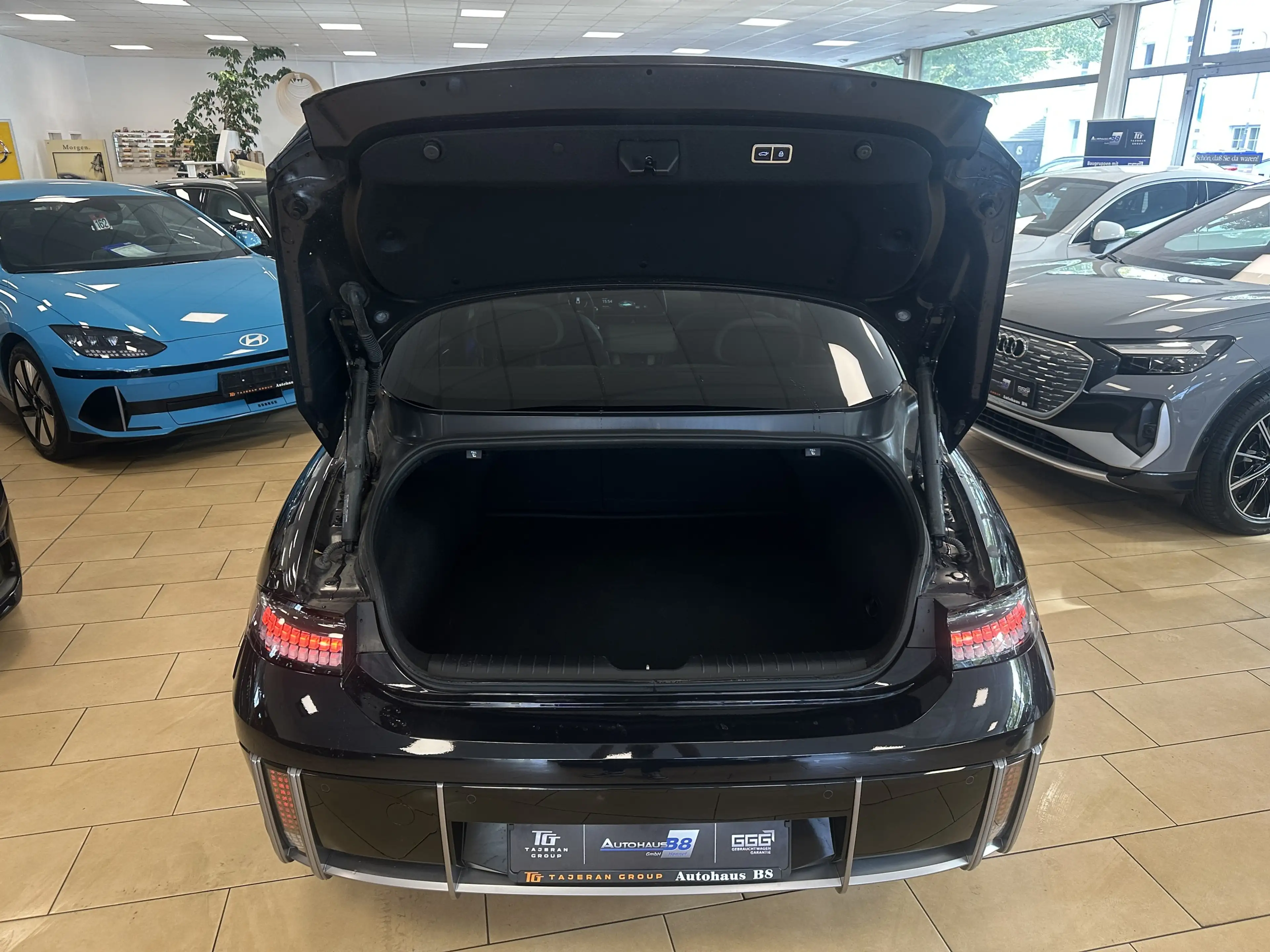 Hyundai IONIQ 6 Uniq*100%SOH*Garantie*BOSE*360*BLÜ*HUD — photo 9