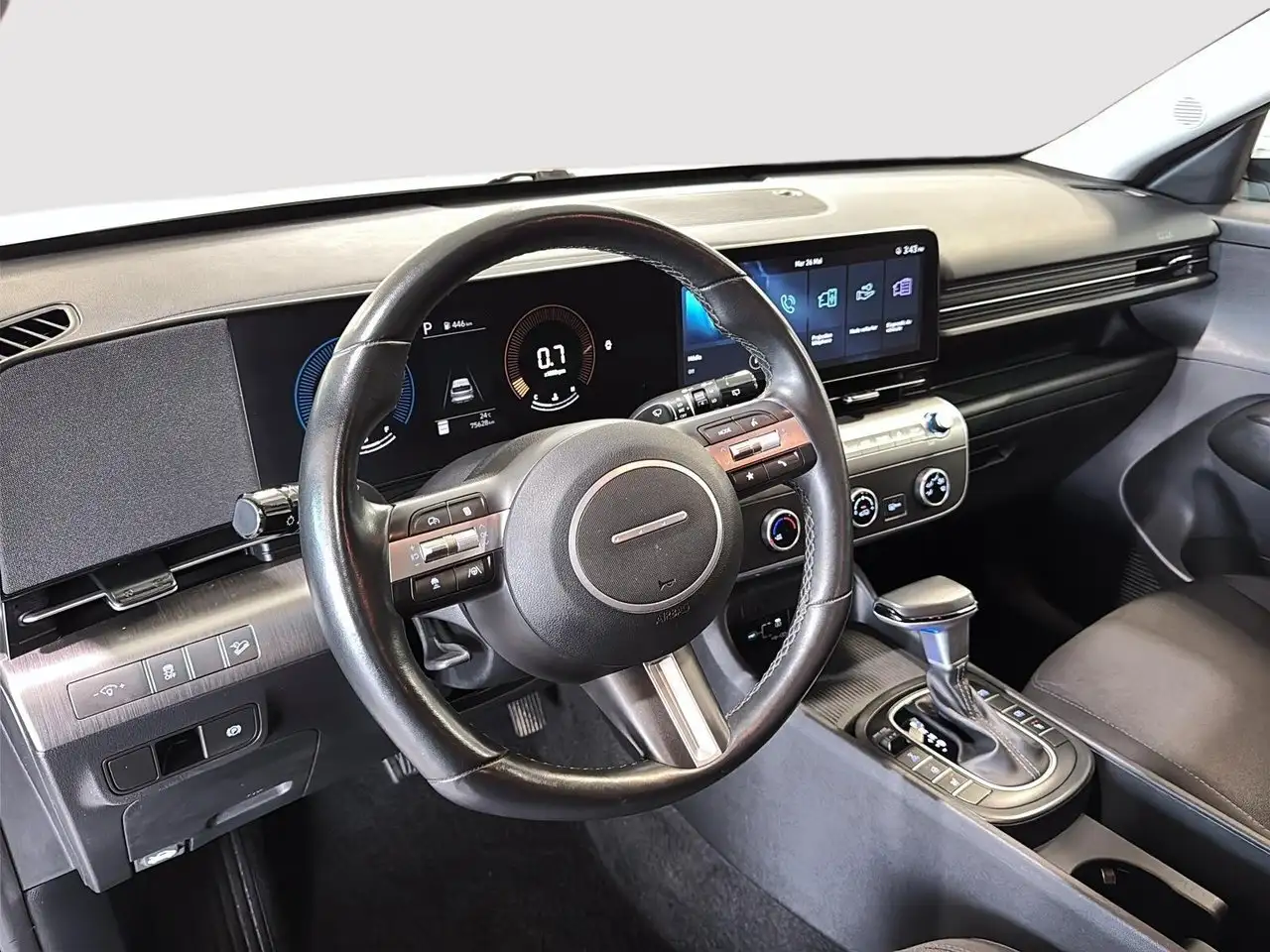 Hyundai KONA снимка Hyundai KONA