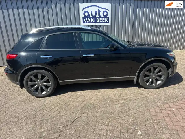 Infiniti FX 35
