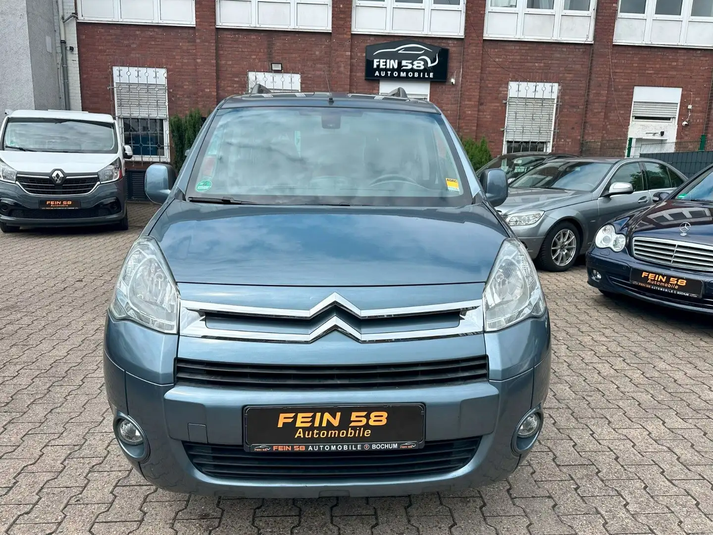 Citroen Berlingo Kombi Multispace 1.Hand,HU/AU NEU Szürke - 2