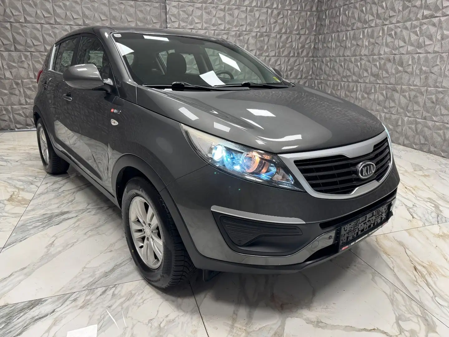 Kia Sportage CRDI *VOLL FAHRBEREIT*ALLRAD* Silber - 1