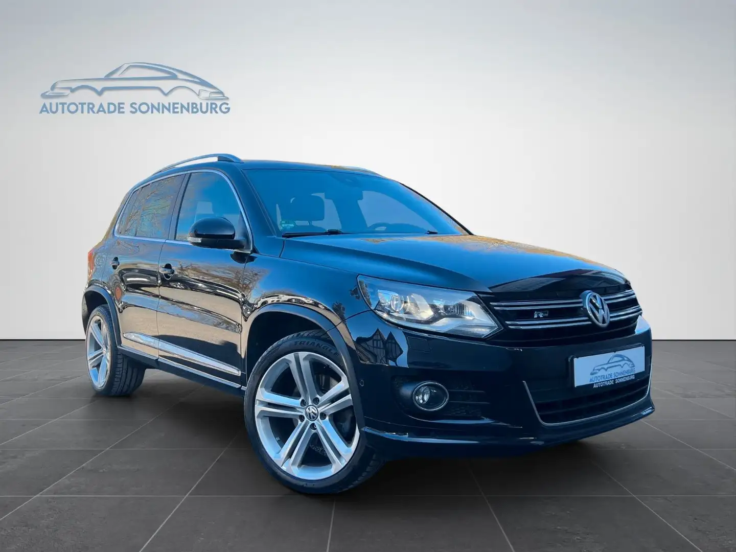 Volkswagen Tiguan TIGUAN RLINE 2.0 TDi/BMT/4m /AHK /KAMERA/NAV/XEN Schwarz - 1