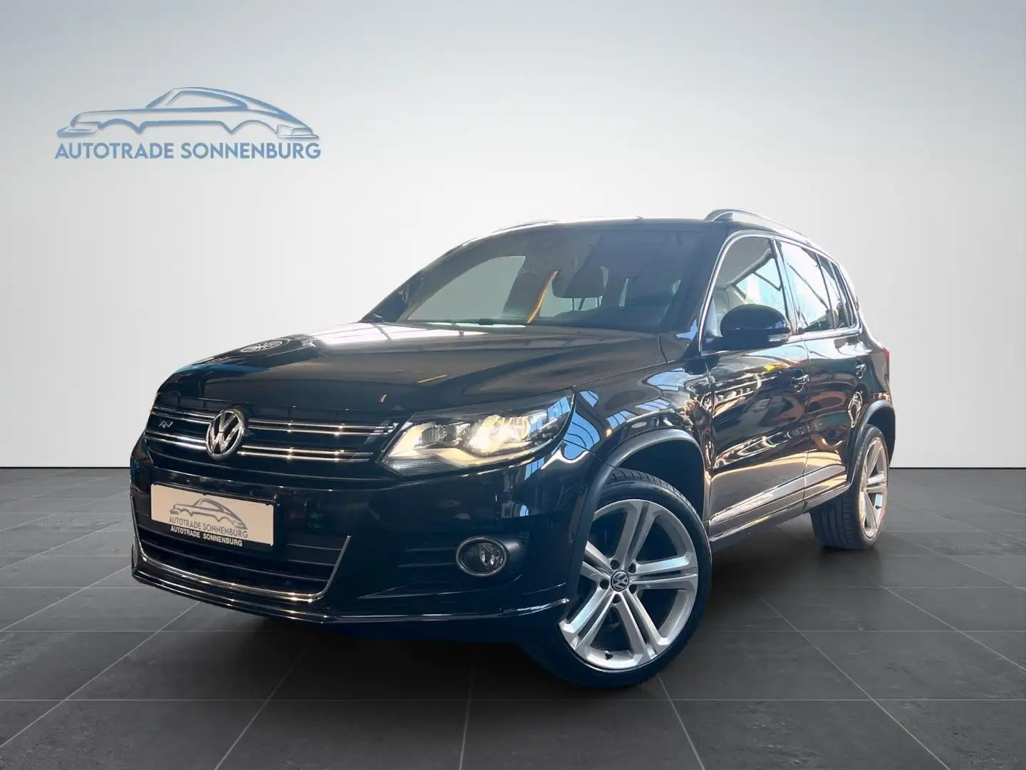 Volkswagen Tiguan TIGUAN RLINE 2.0 TDi/BMT/4m /AHK /KAMERA/NAV/XEN Schwarz - 2