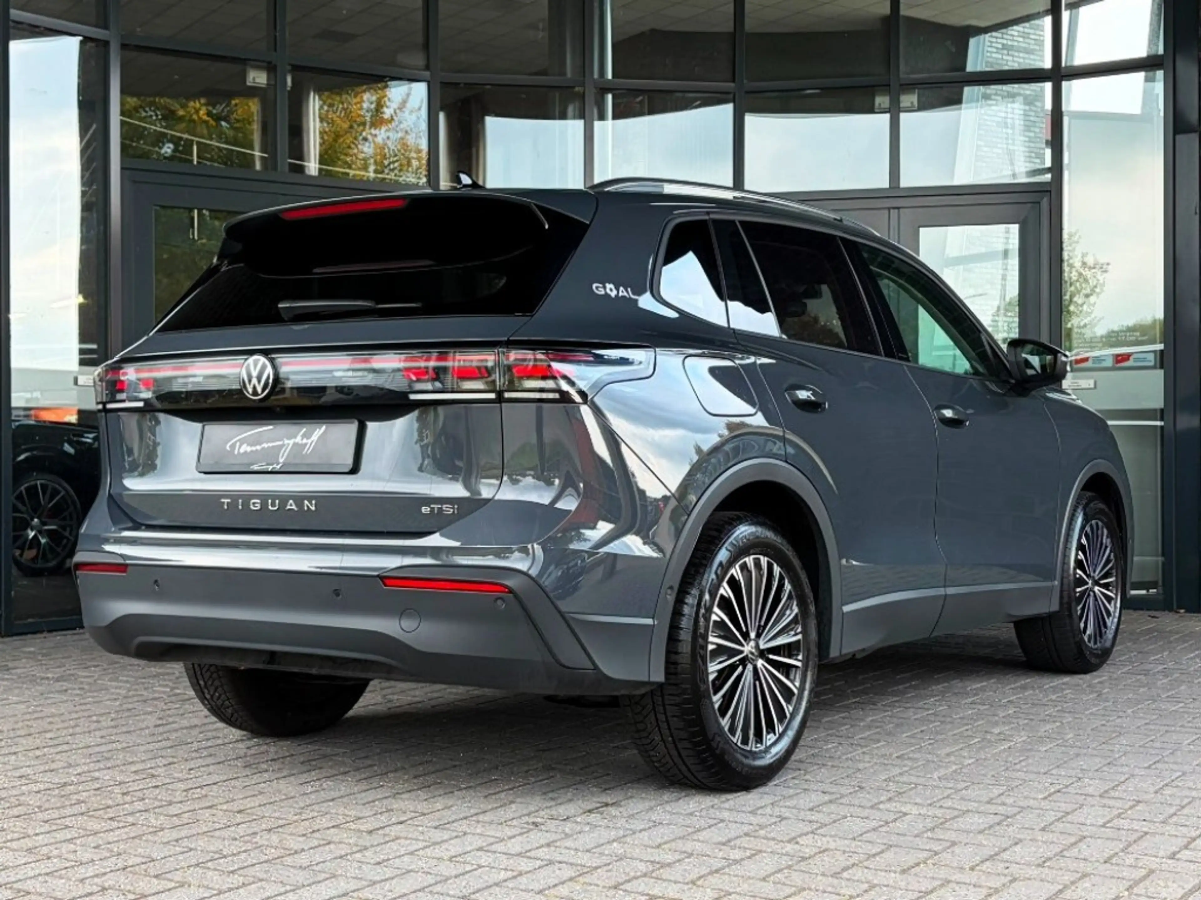 Volkswagen Tiguan 1.5 eTSI GOAL - TREKH. - LED PLUS - 360 GR. - 18 I — photo 5