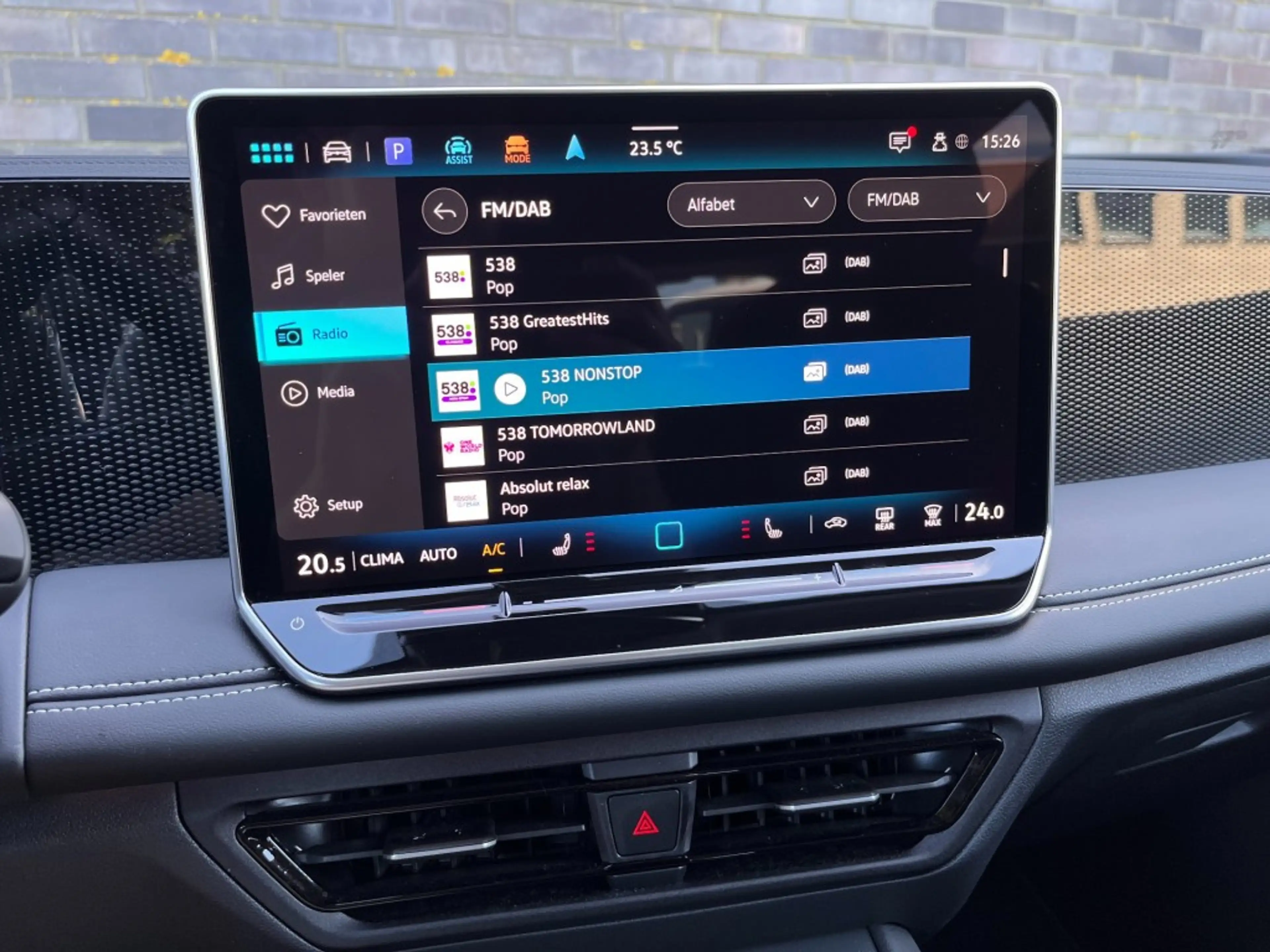 Volkswagen Tiguan 1.5 eTSI GOAL - TREKH. - LED PLUS - 360 GR. - 18 I — photo 25