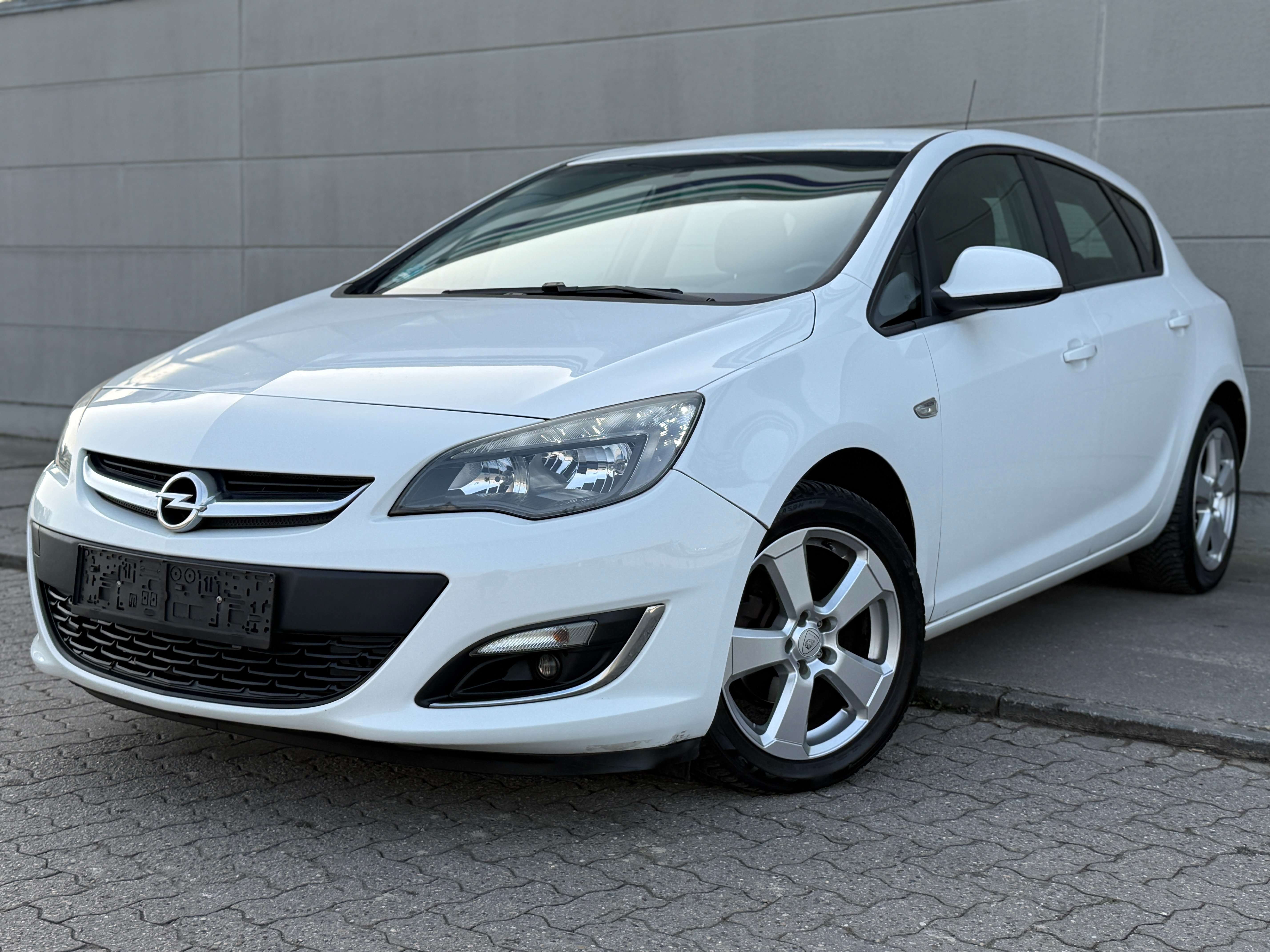 Second hand Opel Astra 