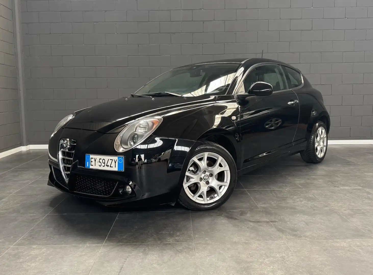 Alfa Romeo MiTo 1.3 jtdm Distinctive 85cv ADATTA A NEOPATENTATI - 2