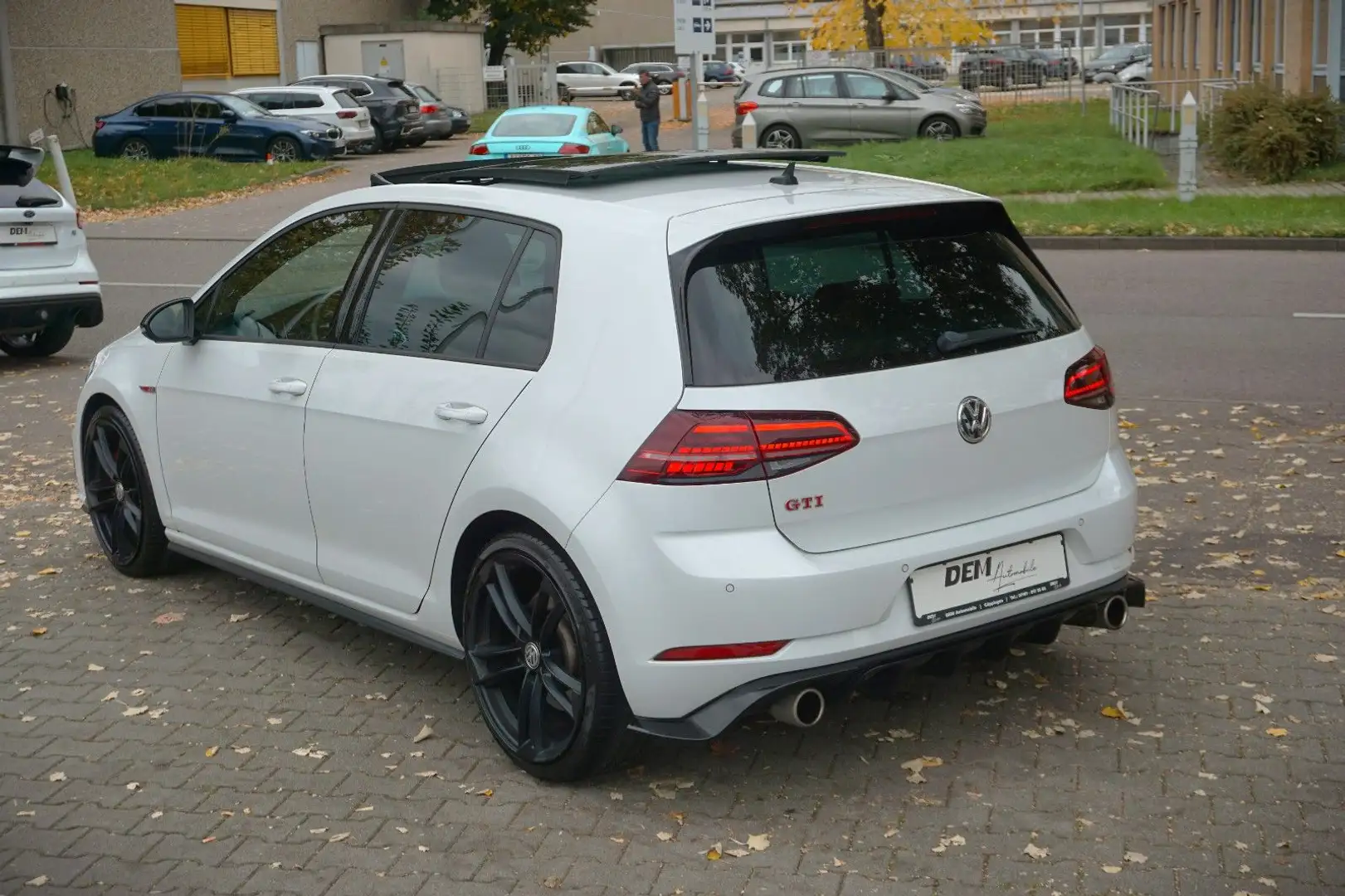 Volkswagen Golf VII Lim. GTI Performance / Pano./ DSG / 19" Blanc - 2