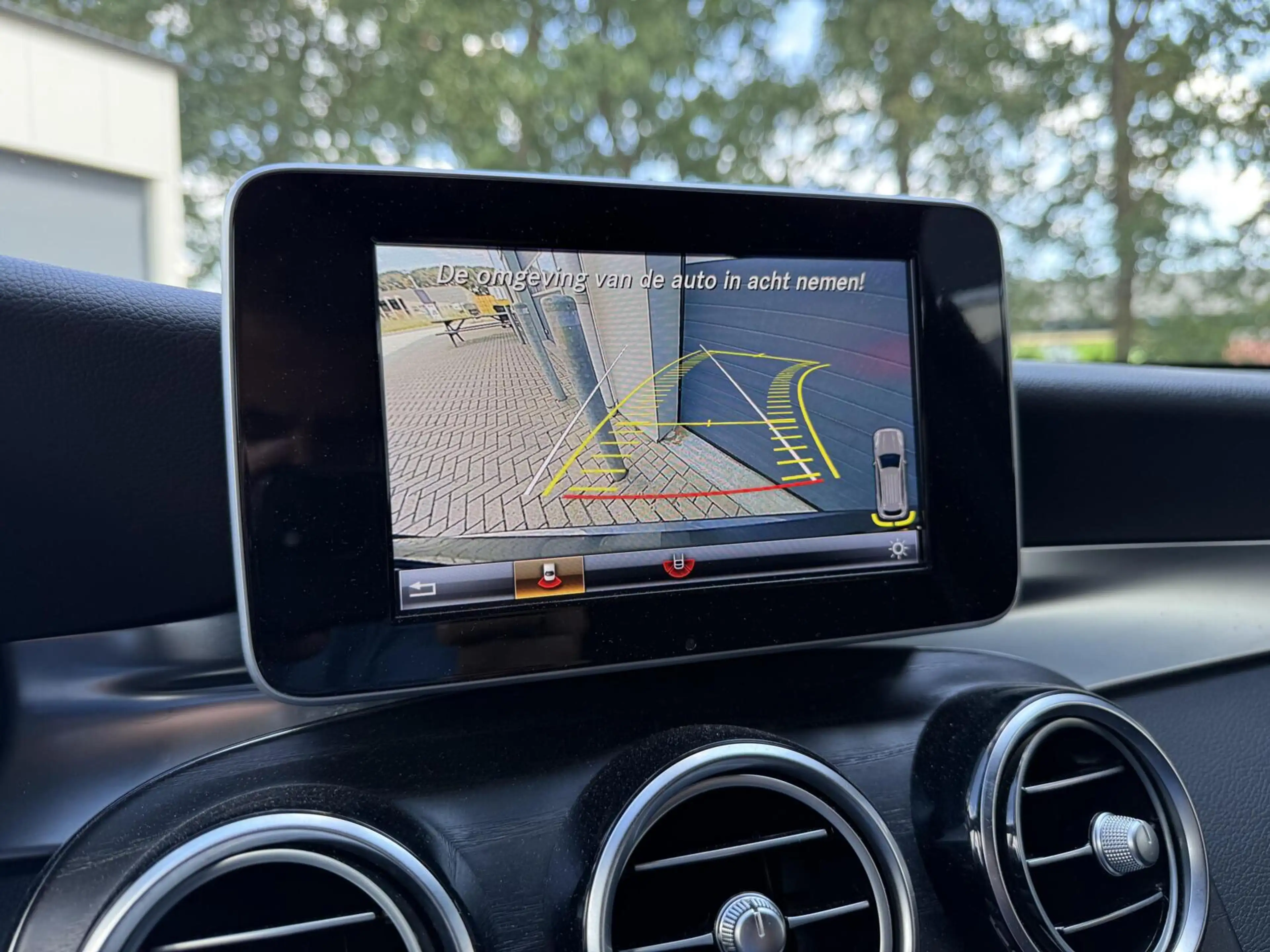 Mercedes-Benz GLC 350 350e 4MATIC Premium Plus AMG-Line | Alcantara/Lede — photo 16