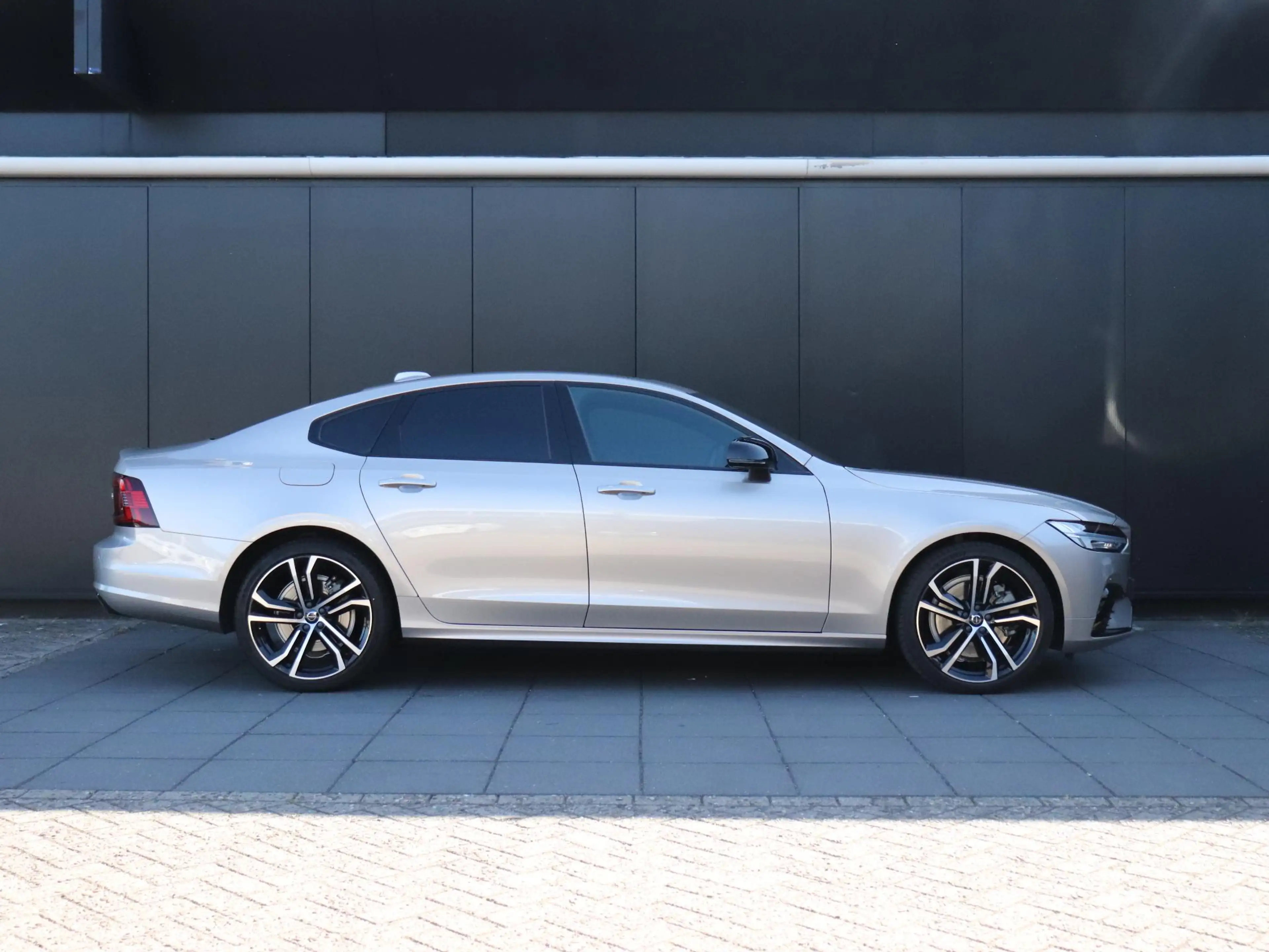 Volvo S90 2.0 B5 Ultimate Bright | LEDER | SCHUIFDAK | H&K | — photo 4
