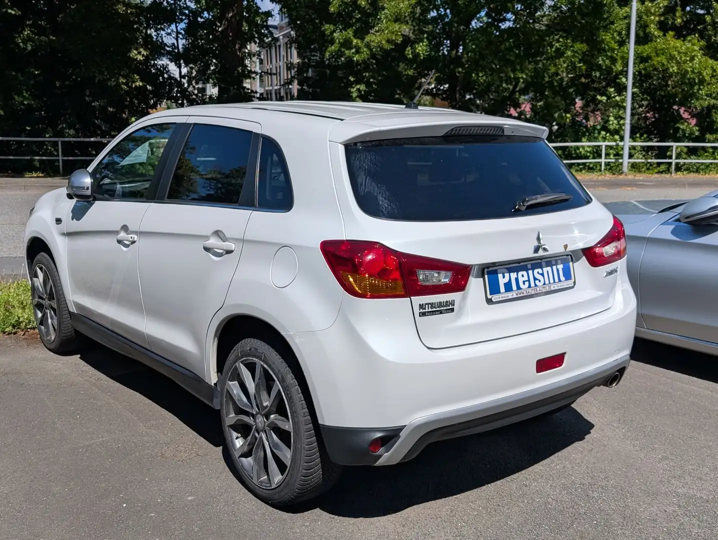 Mitsubishi ASX Diamant 2WD 150PS Diesel 2015 19'ALU XENON Blanc - 2