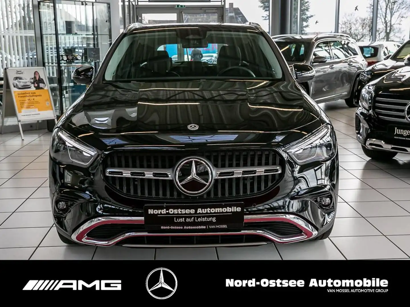 Mercedes-Benz GLA 200 PROGRESSIVE ADV+ AHK DISRTO MULTIBEAM Noir - 2