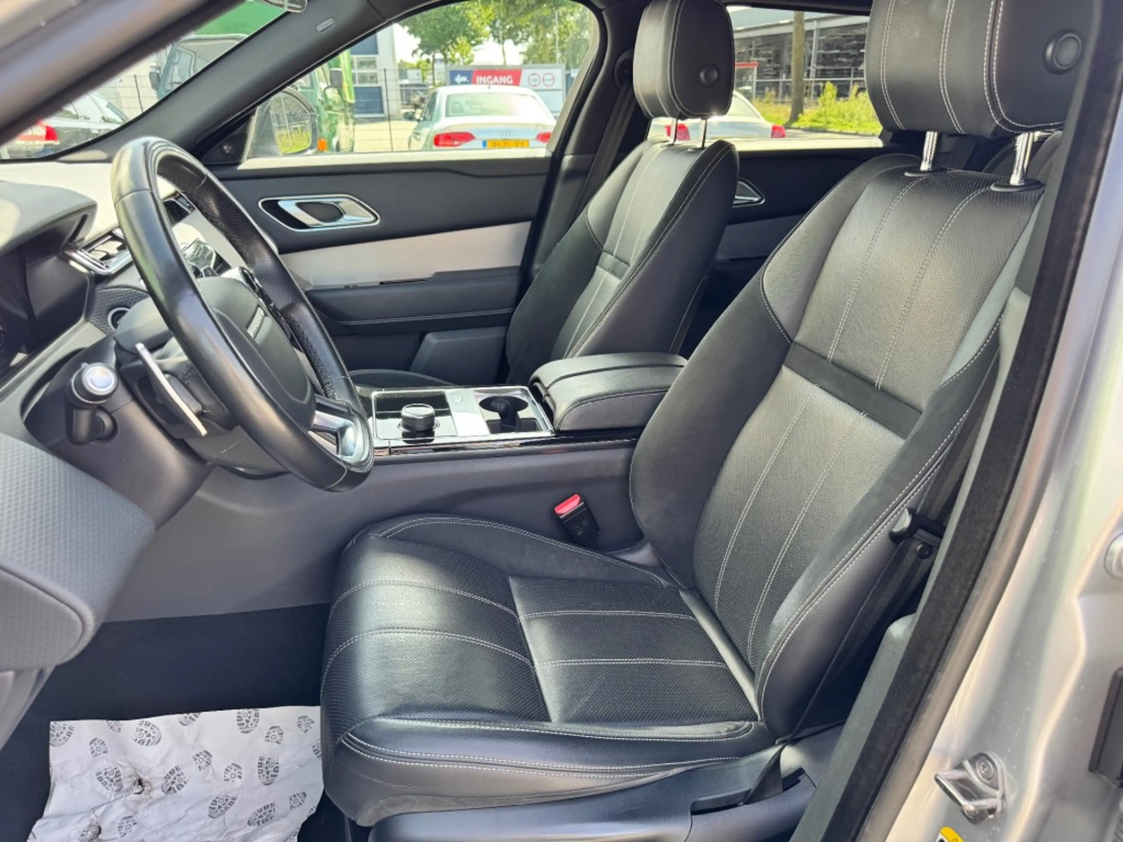 Land Rover Range Rover 2.0 T. AWD R-D / CarPlay / 22 Inch / LED / Camera — photo 10