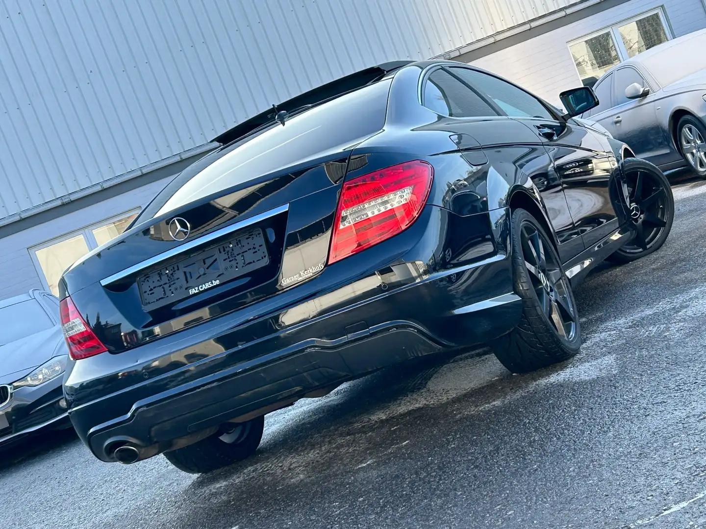 Mercedes-Benz C 250 CDI BE Coupé * PACK AMG + XENON + T.PANO + GPS* Noir - 2