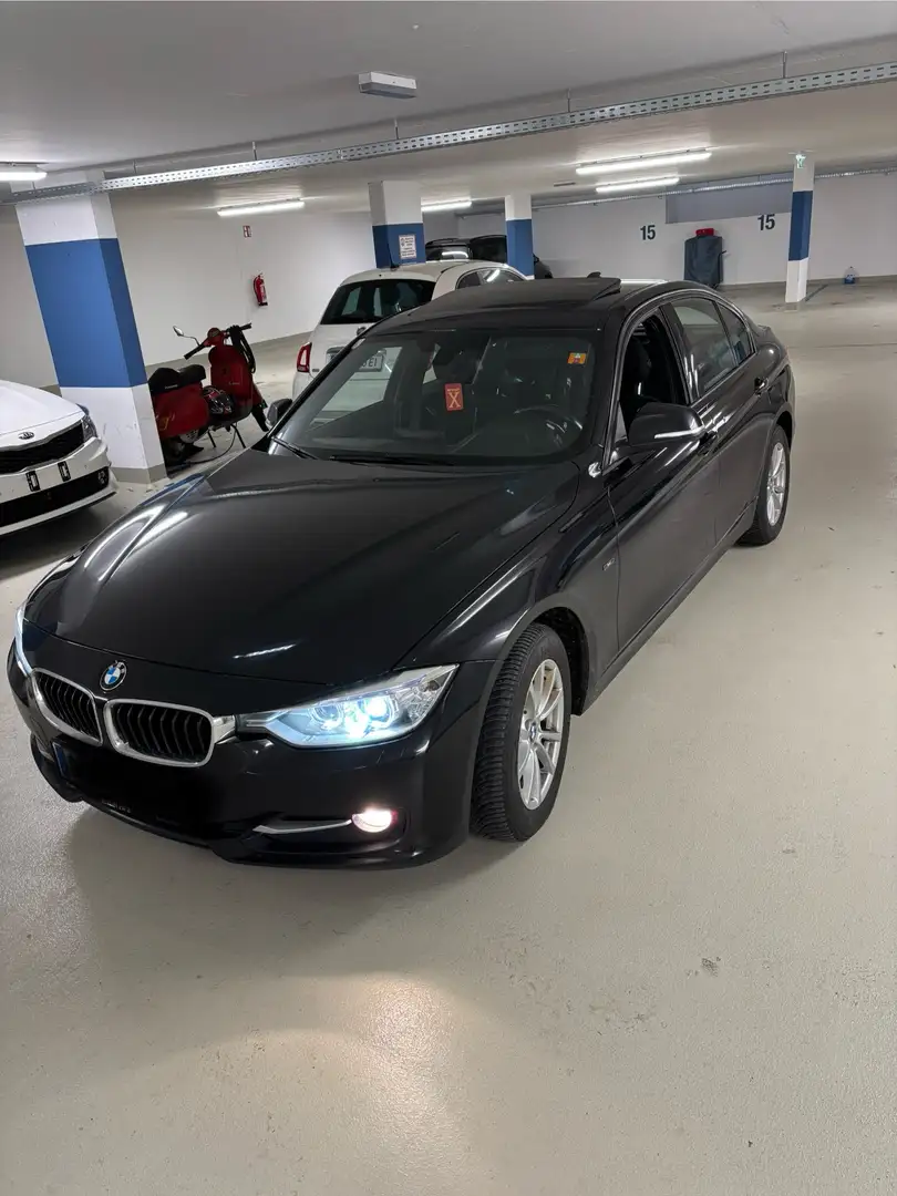 BMW 318 318d F30 Sport - 1
