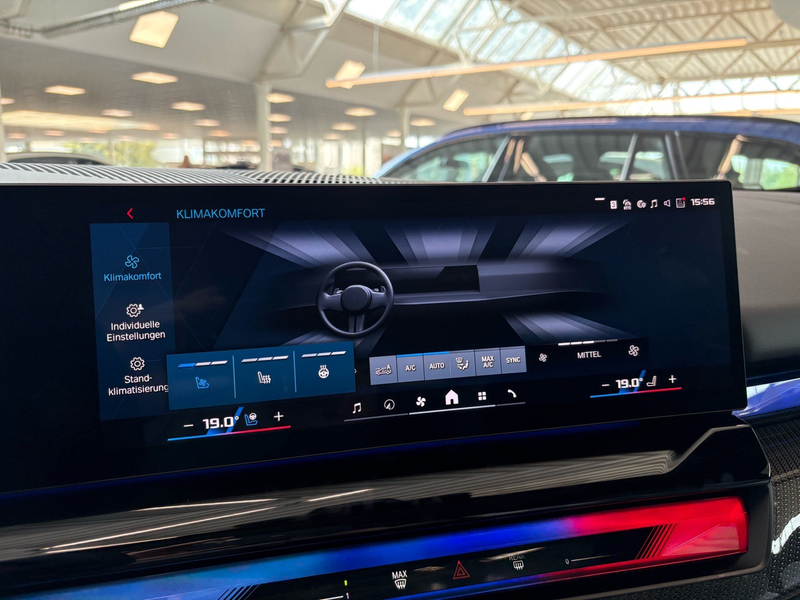 BMW M5 Touring M Driver´s Package DA/PA Prof PANO B/W — photo 18