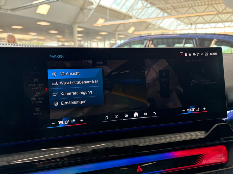 BMW M5 Touring M Driver´s Package DA/PA Prof PANO B/W — photo 17