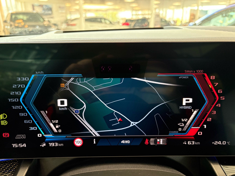 BMW M5 Touring M Driver´s Package DA/PA Prof PANO B/W — photo 8