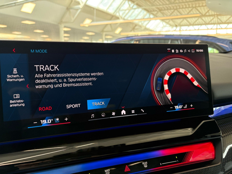 BMW M5 Touring M Driver´s Package DA/PA Prof PANO B/W — photo 20