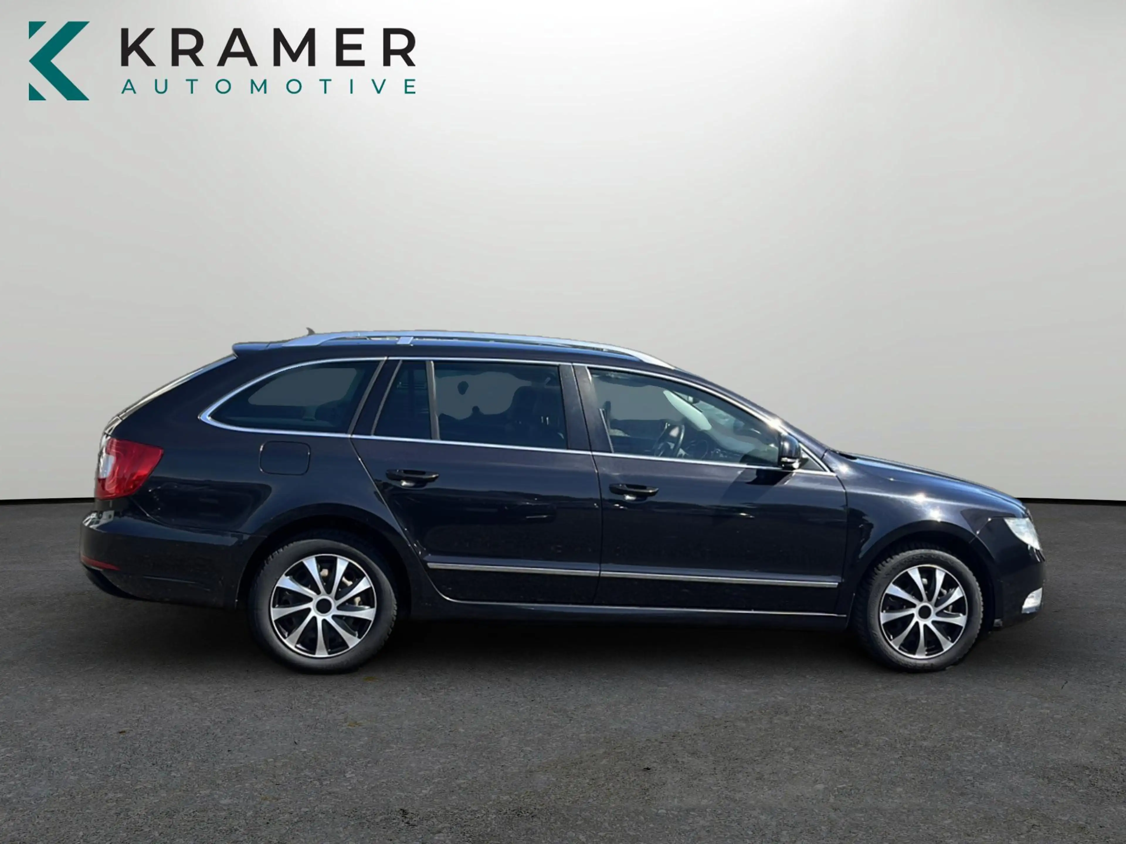 Skoda Superb 2.0TDI DSG Elegance XENON+NAVI+LEDER+MEMO — photo 6