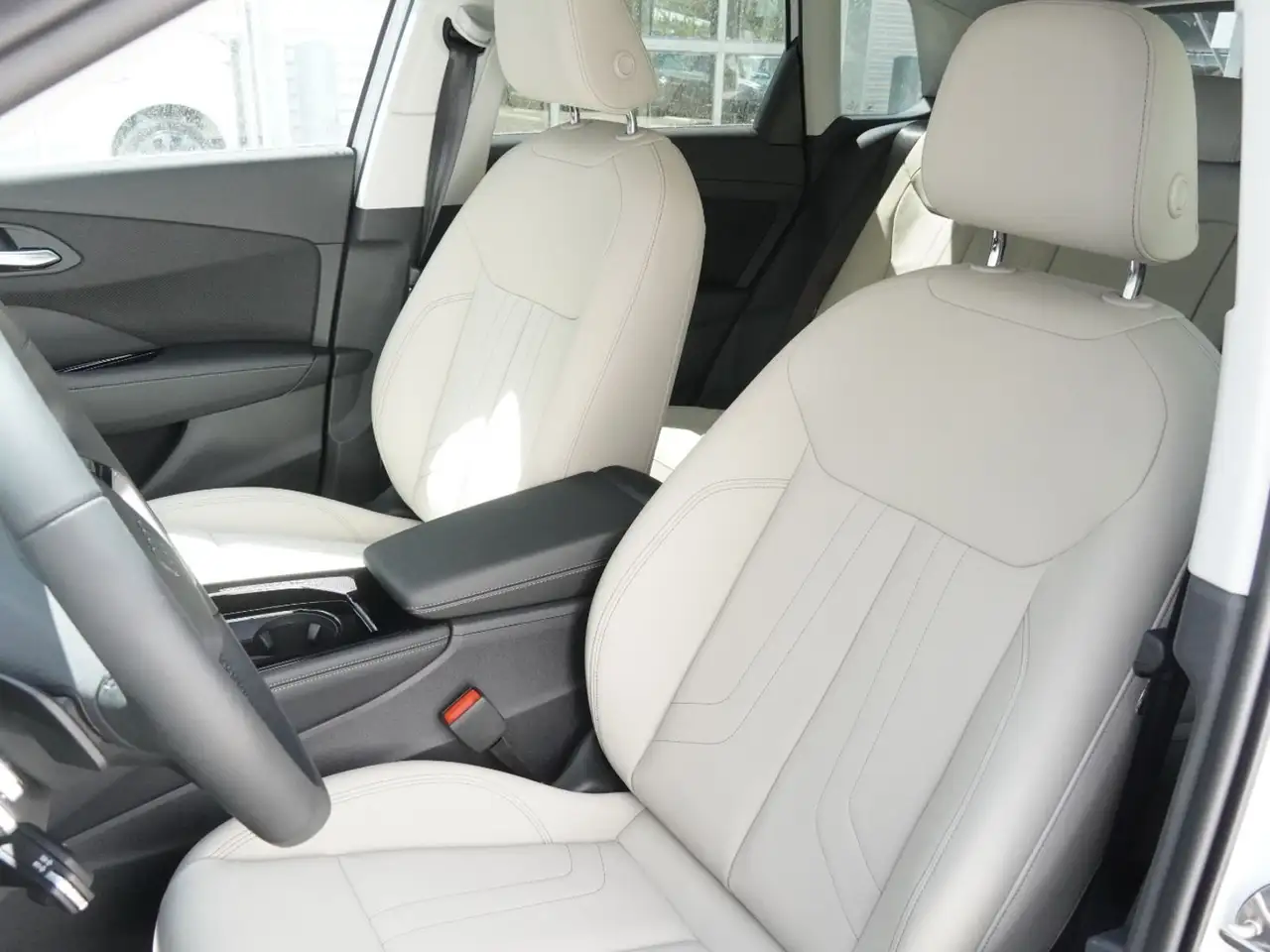 Audi Q3 photo Audi Q3